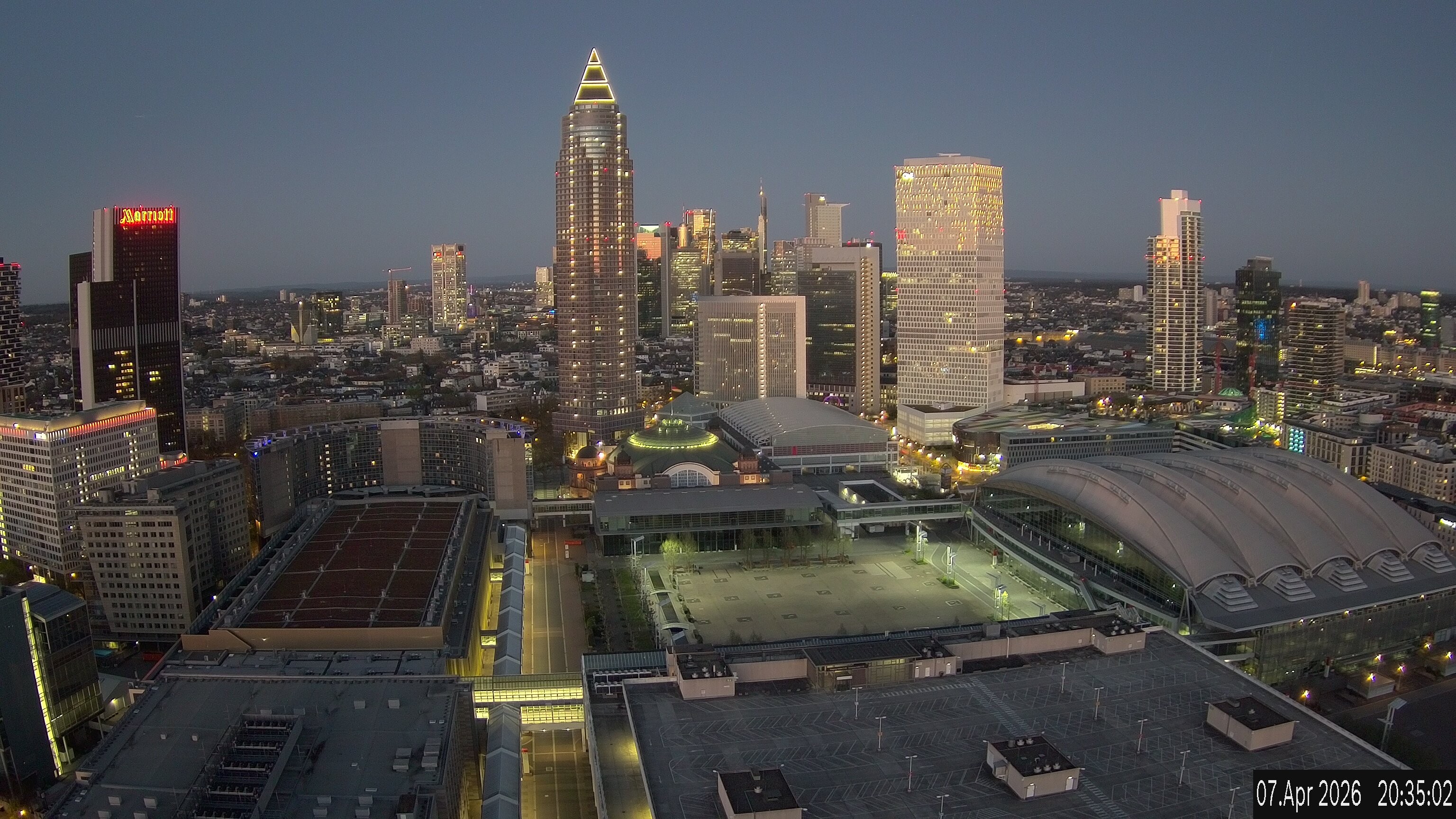Archiv Foto Webcam Blick von Frankfurter Messe auf die Skyline