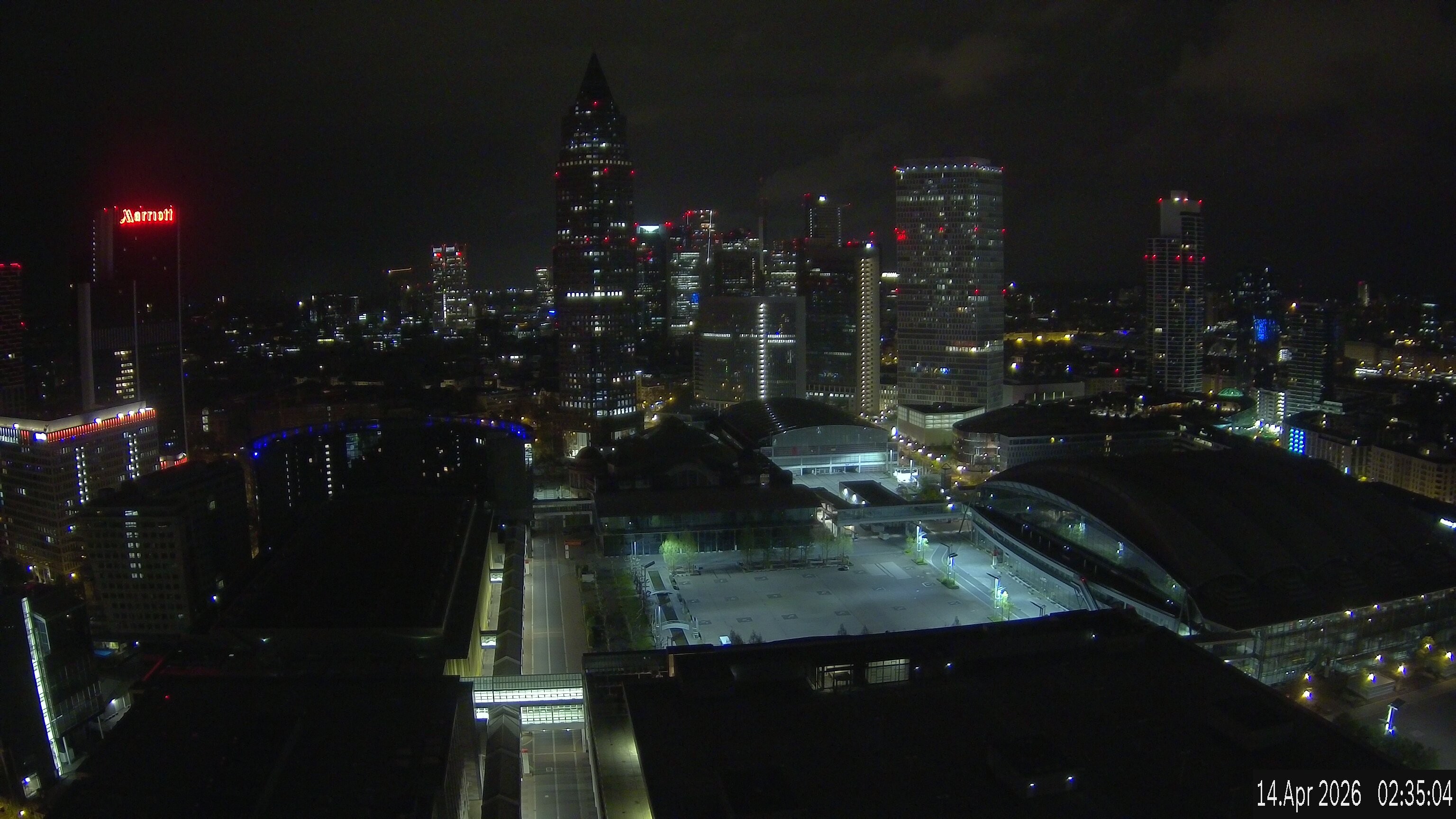 Archived image Webcam Frankfurt: View at the Skyline