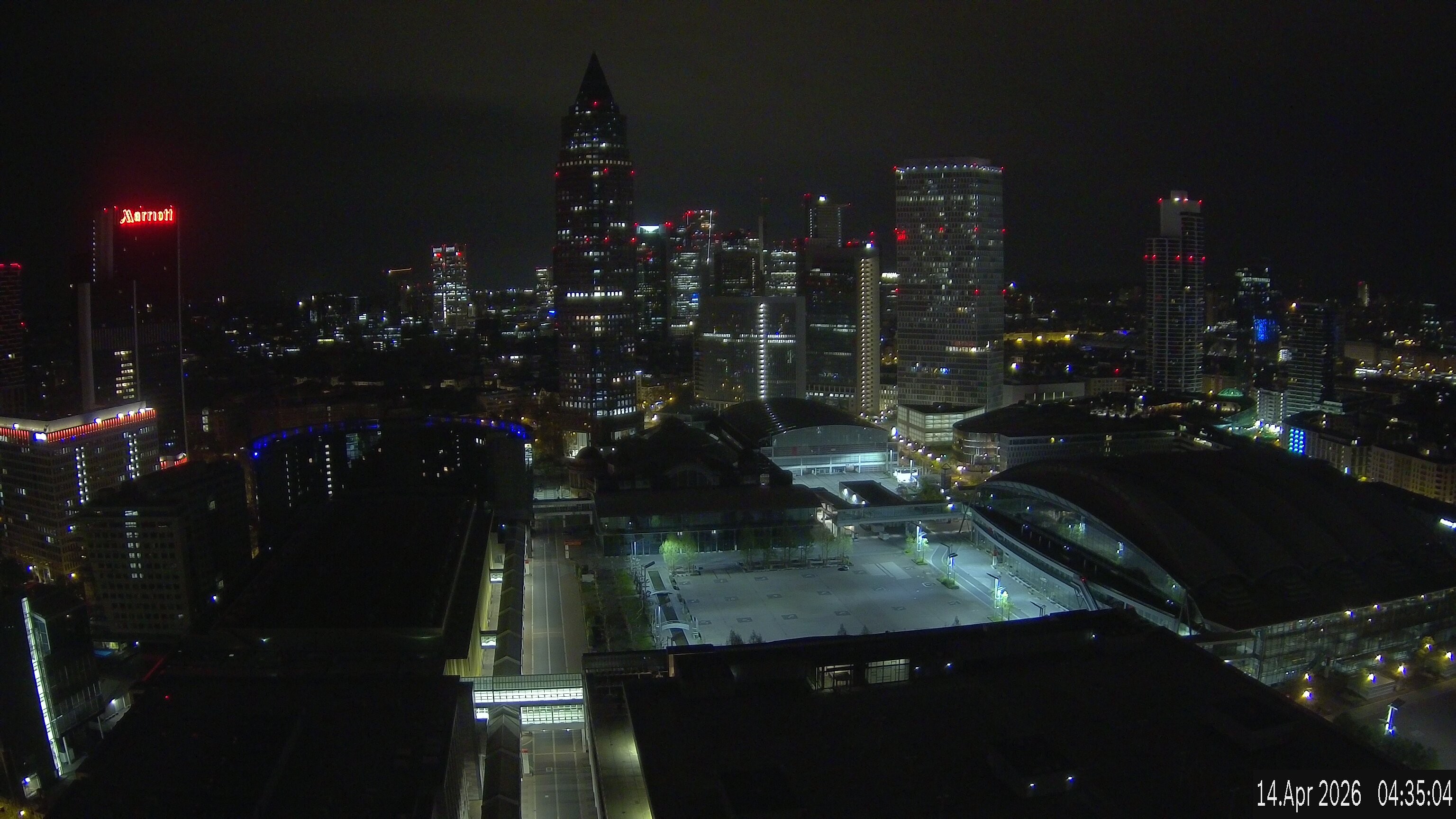 Archived image Webcam Frankfurt: View at the Skyline