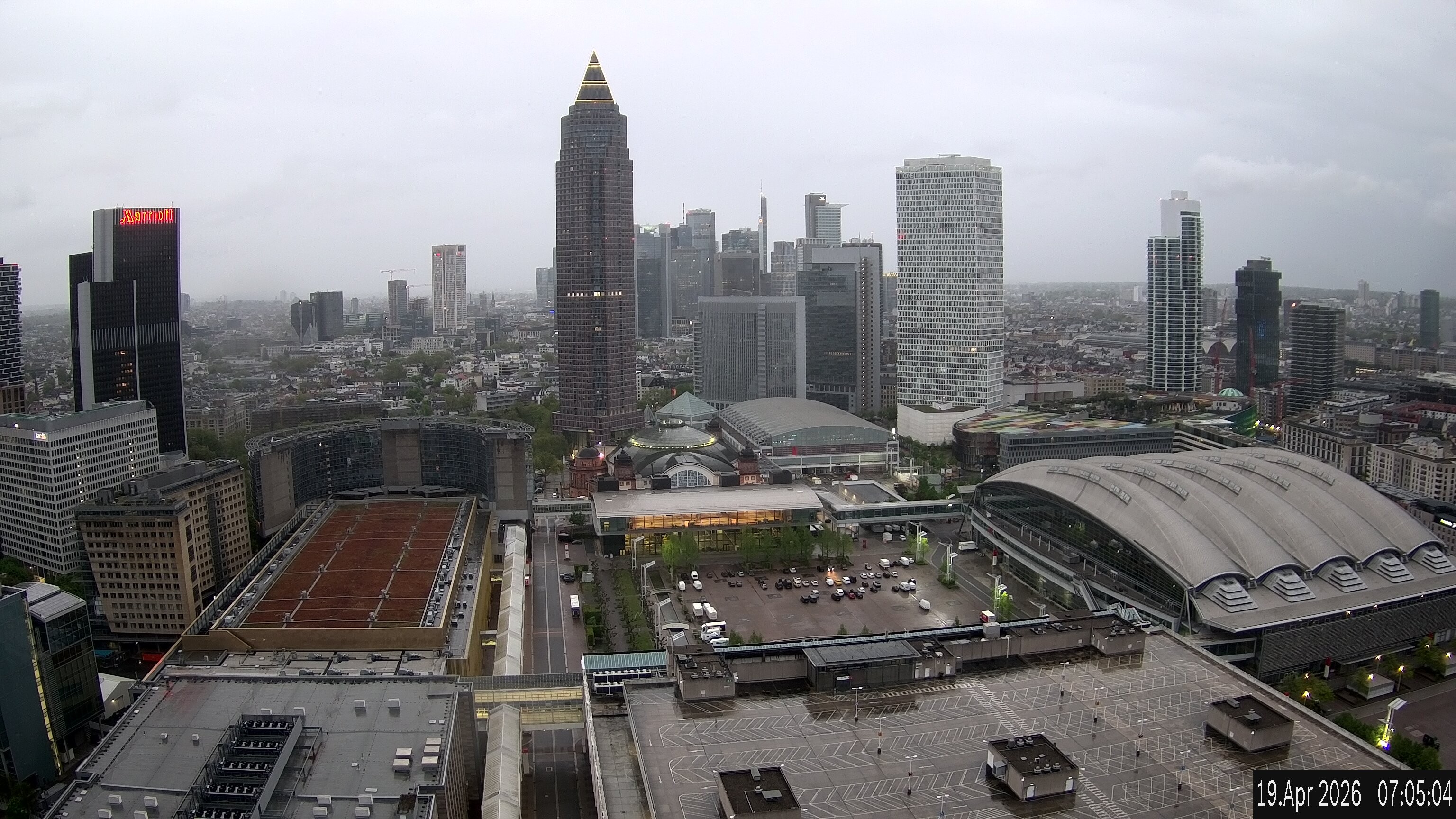 Archiv Foto Webcam Blick von Frankfurter Messe auf die Skyline