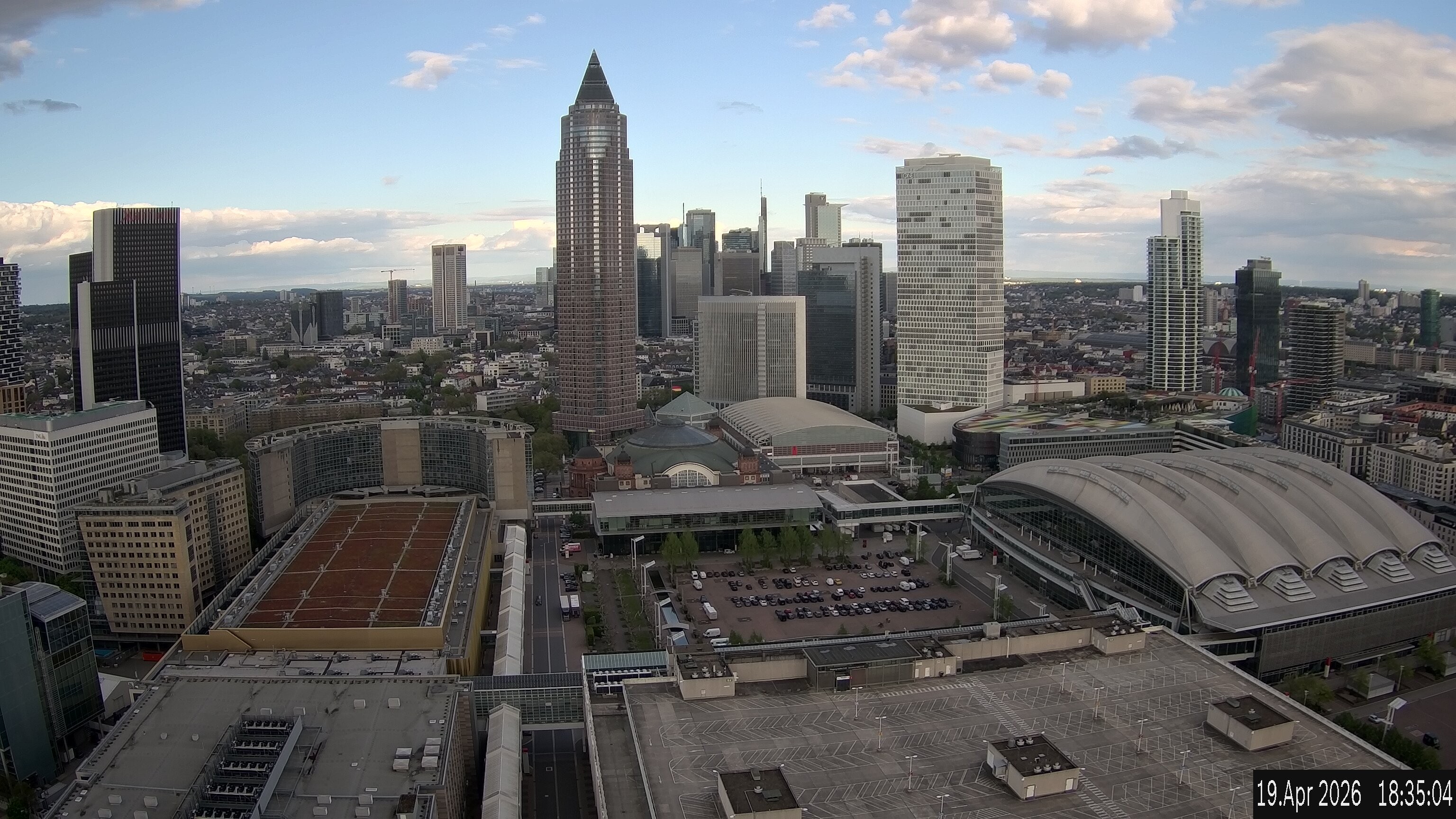 Archiv Foto Webcam Blick von Frankfurter Messe auf die Skyline