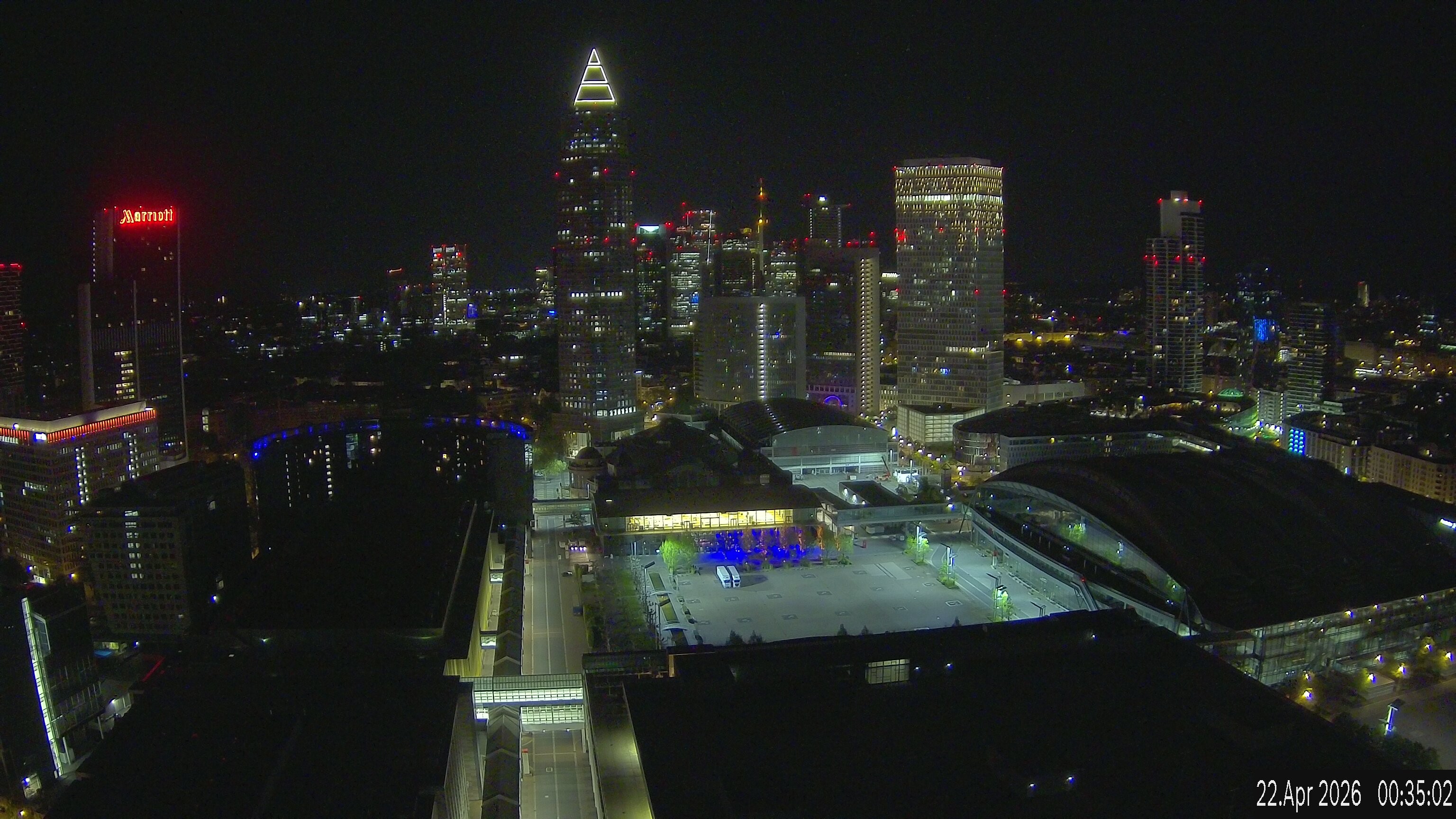 Archived image Webcam Frankfurt: View at the Skyline