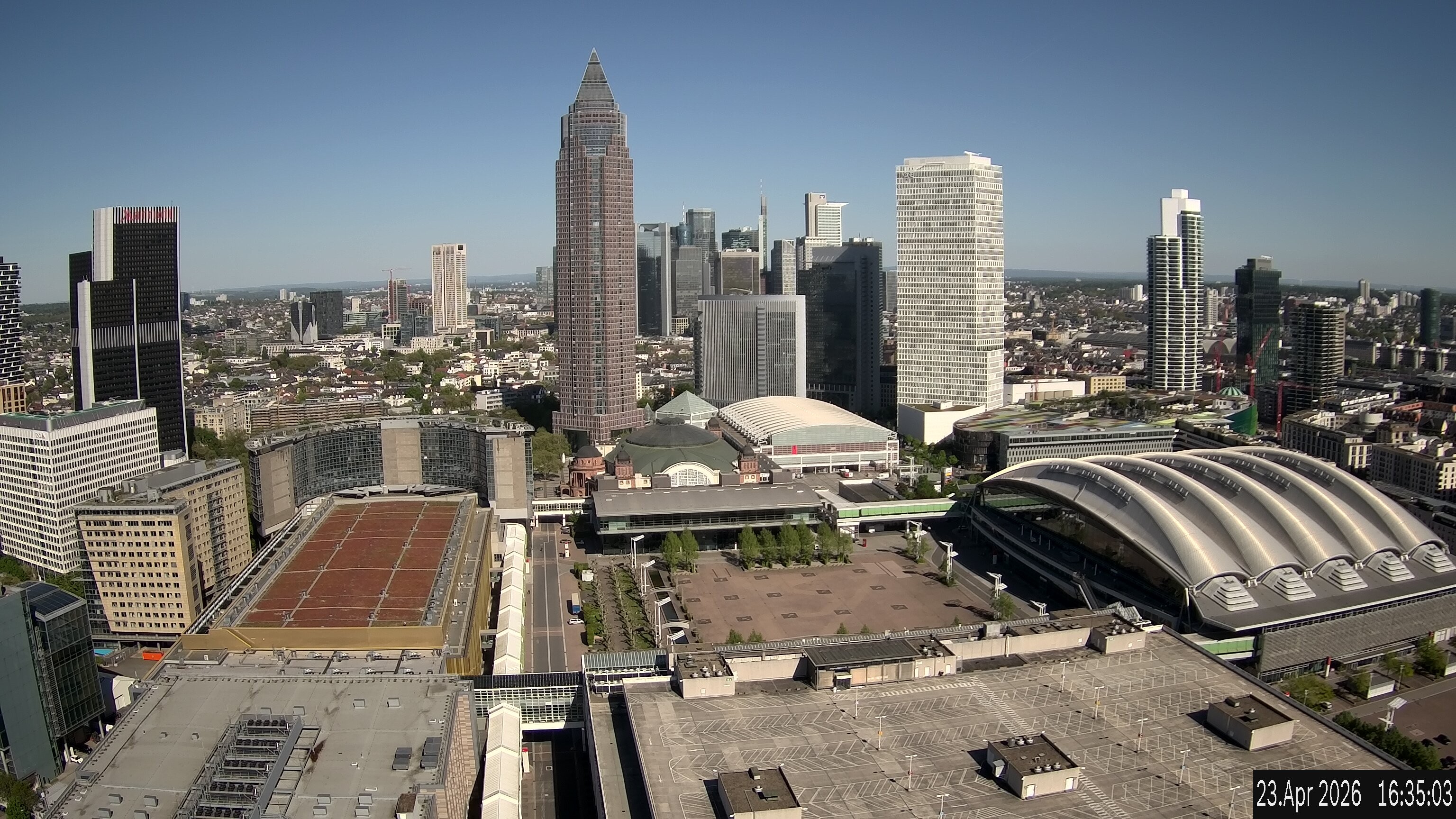 Archived image Webcam Frankfurt: View at the Skyline