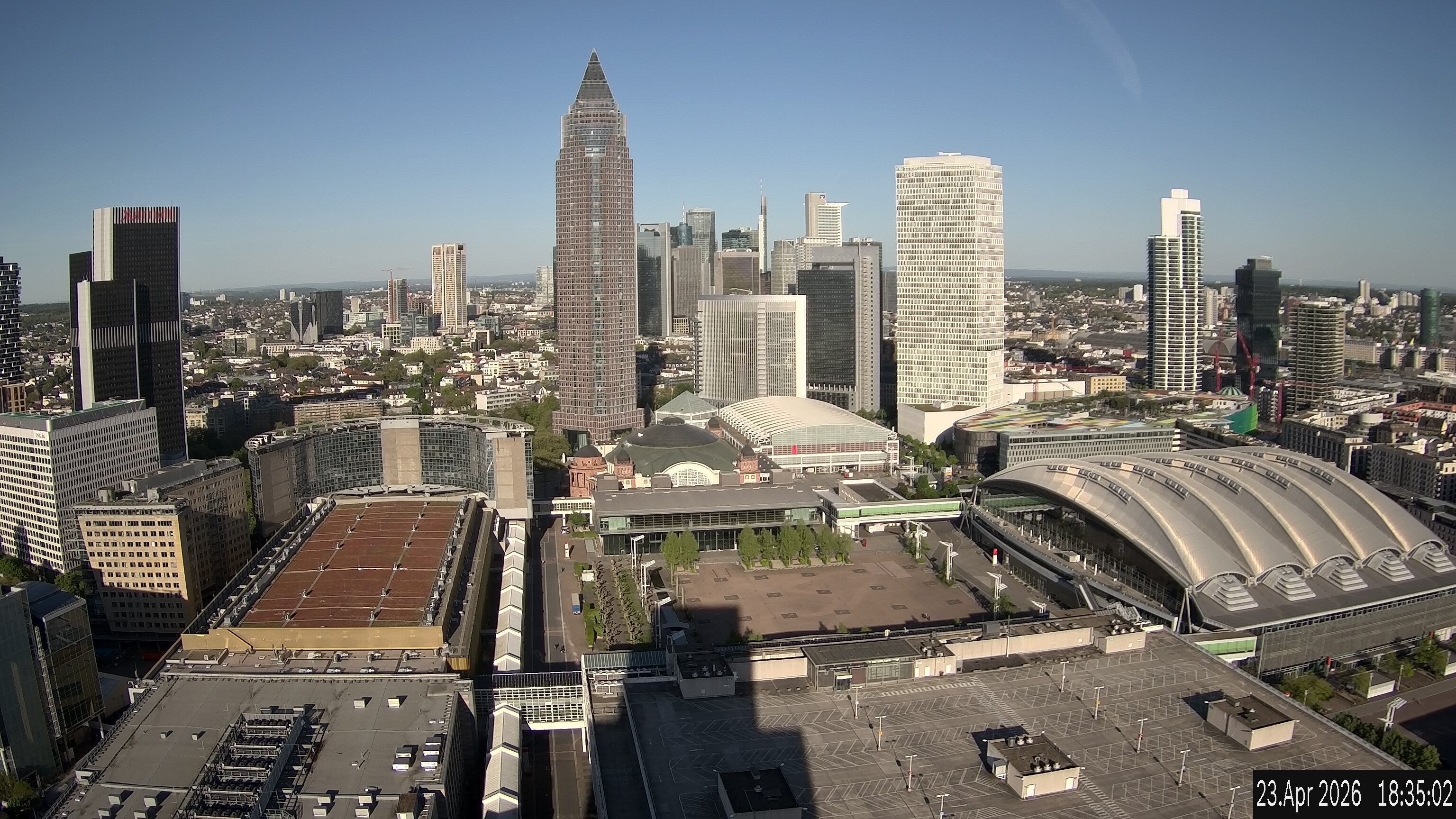 Archived image Webcam Frankfurt: View at the Skyline