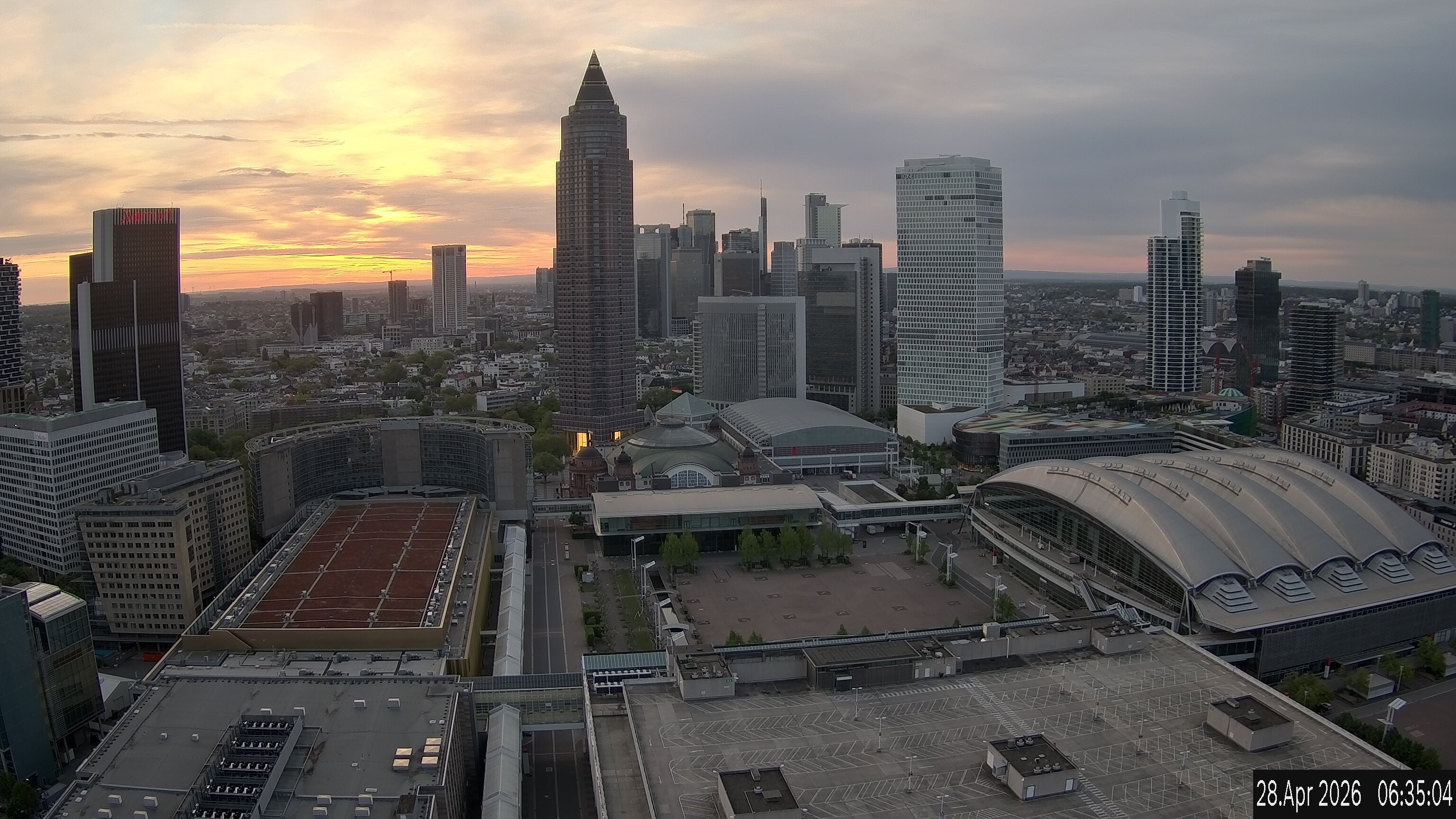 Archiv Foto Webcam Blick von Frankfurter Messe auf die Skyline