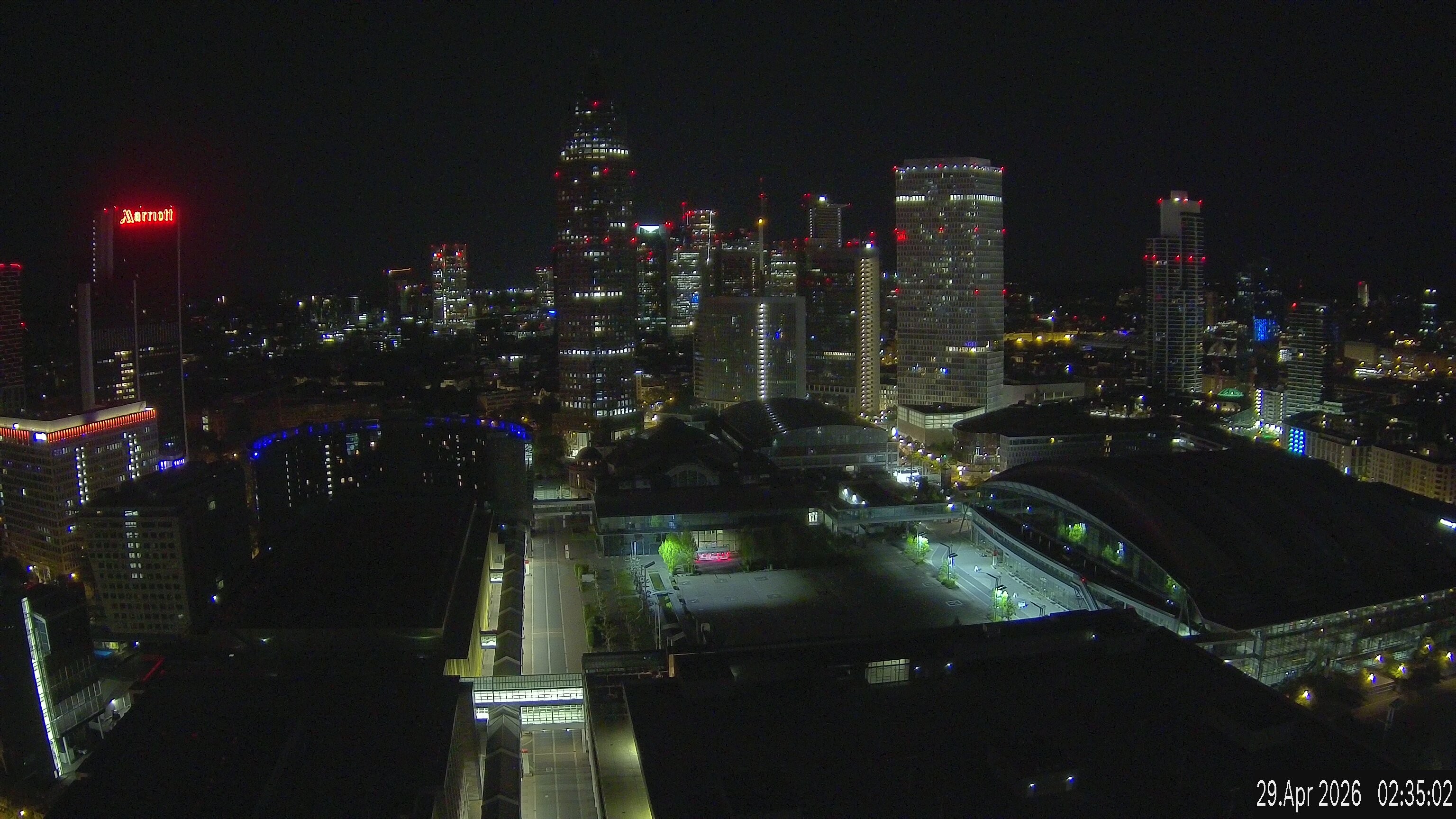 Archived image Webcam Frankfurt: View at the Skyline