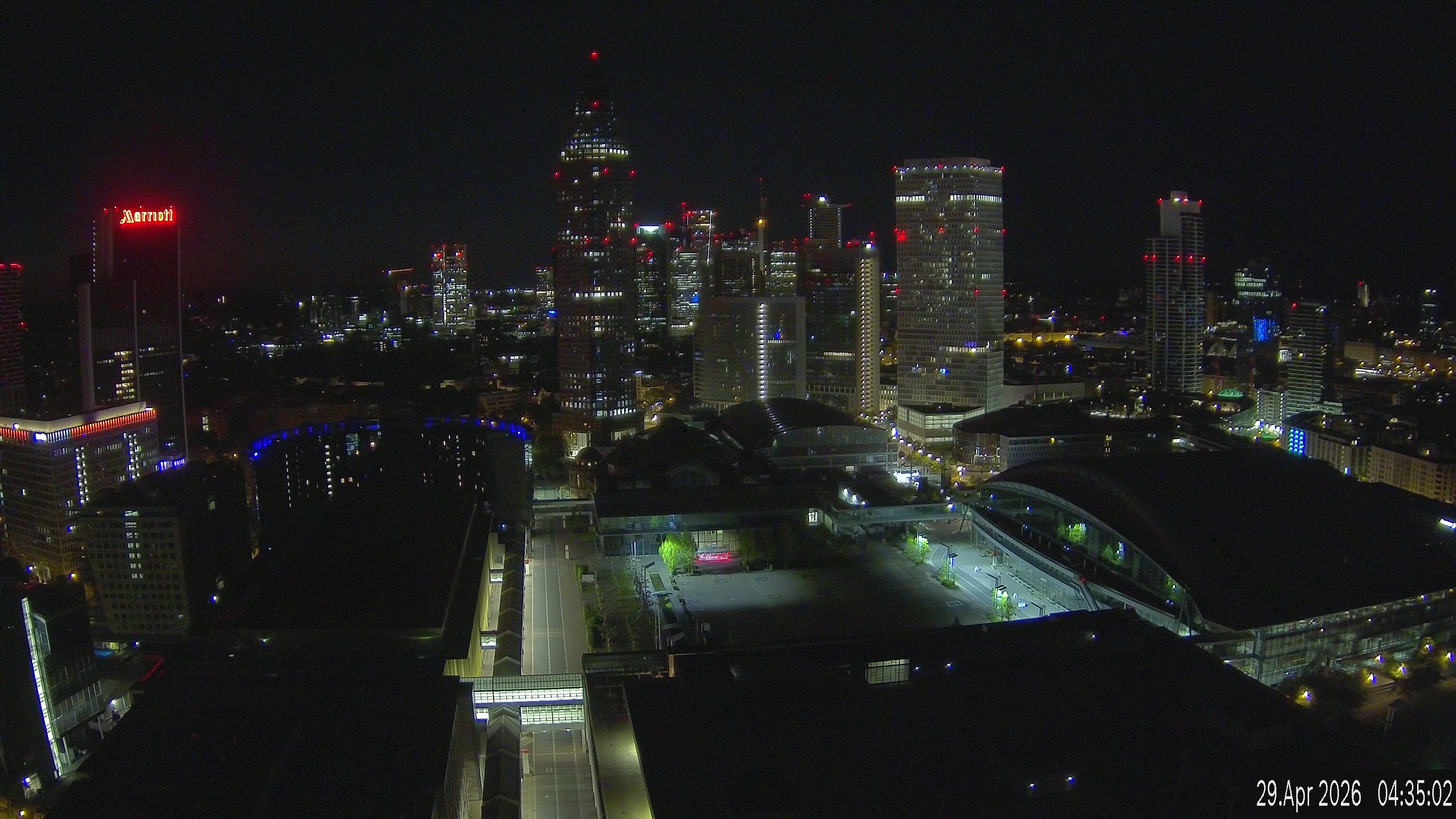 Archived image Webcam Frankfurt: View at the Skyline