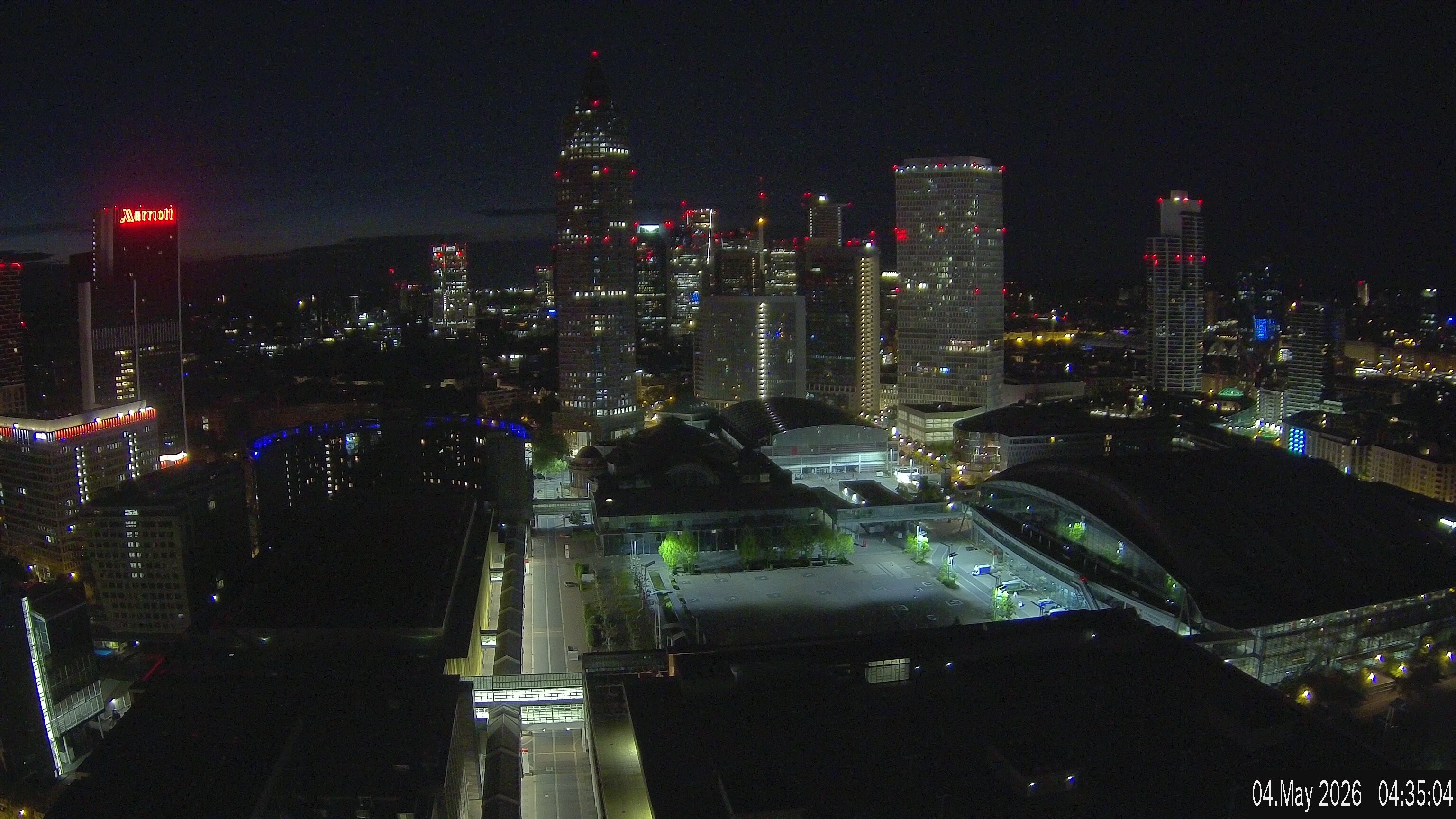 Archived image Webcam Frankfurt: View at the Skyline