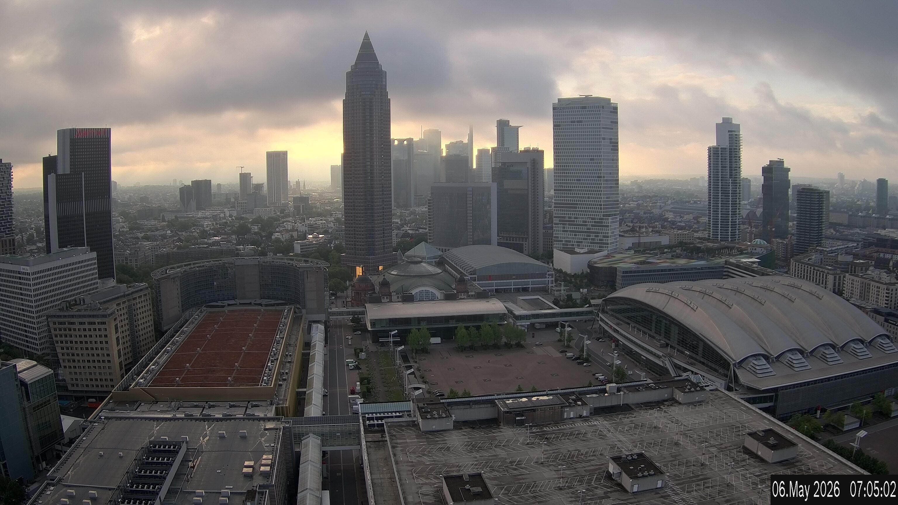 Archiv Foto Webcam Blick von Frankfurter Messe auf die Skyline