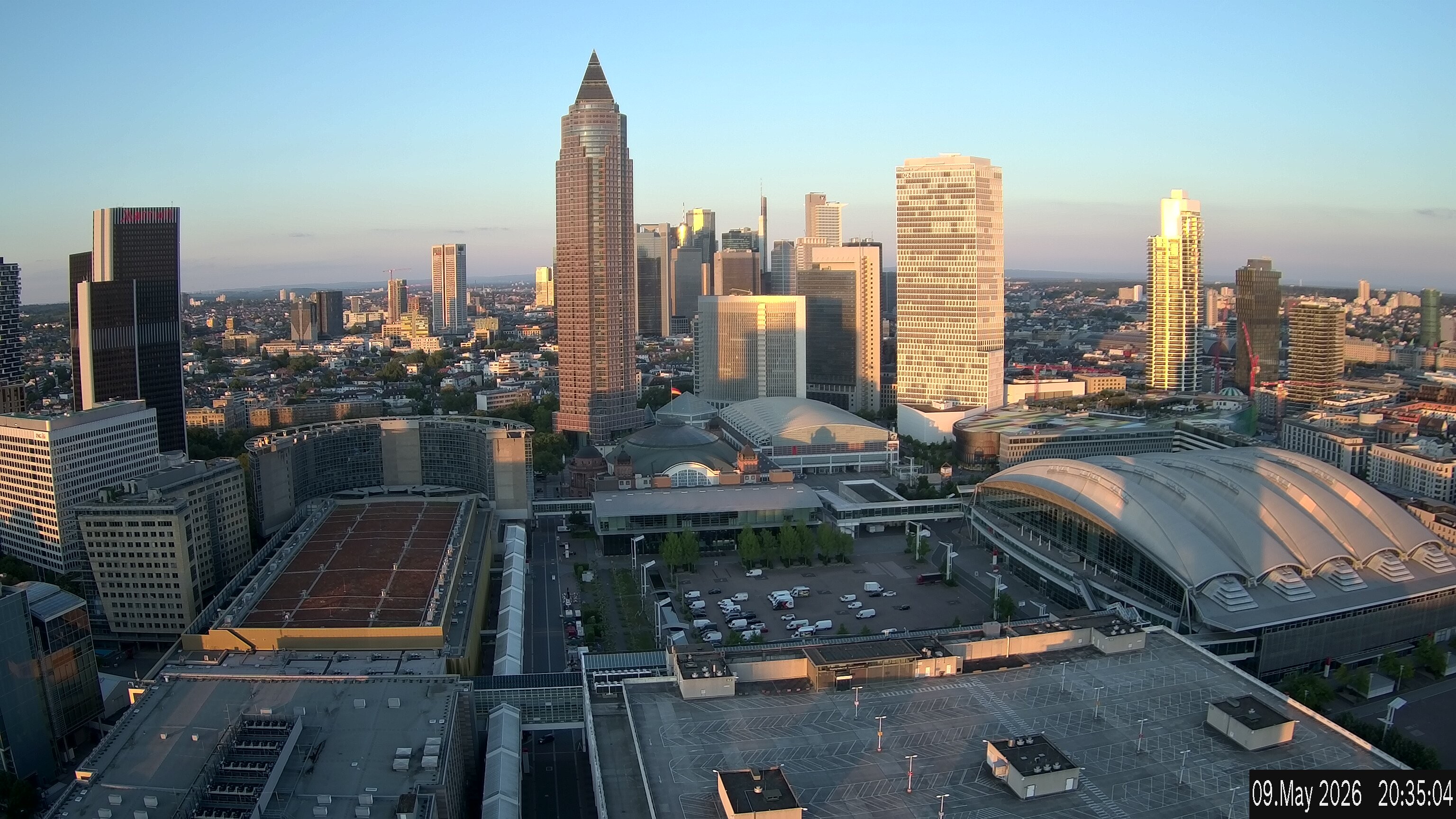 Archived image Webcam Frankfurt: View at the Skyline