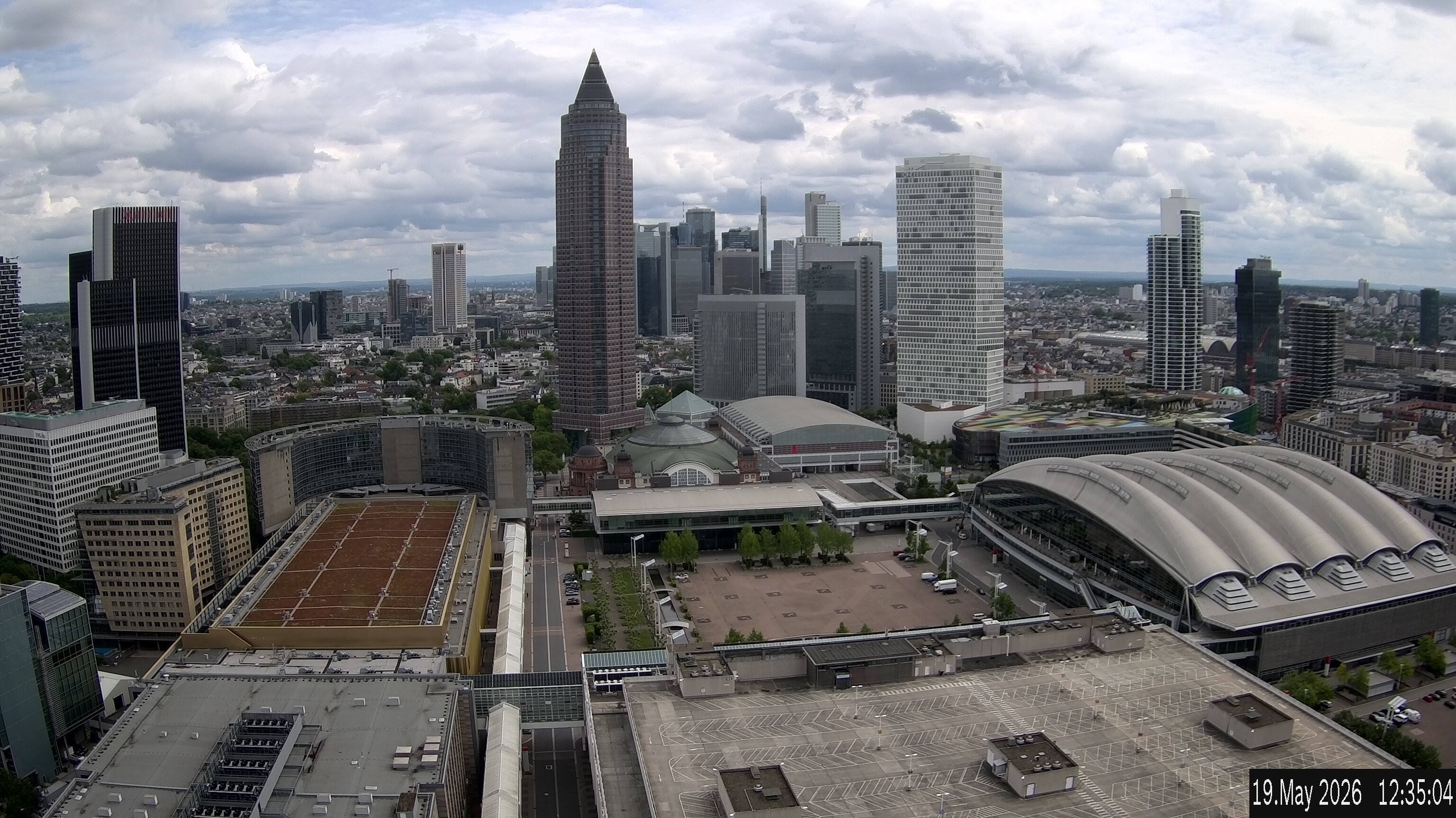Archived image Webcam Frankfurt: View at the Skyline