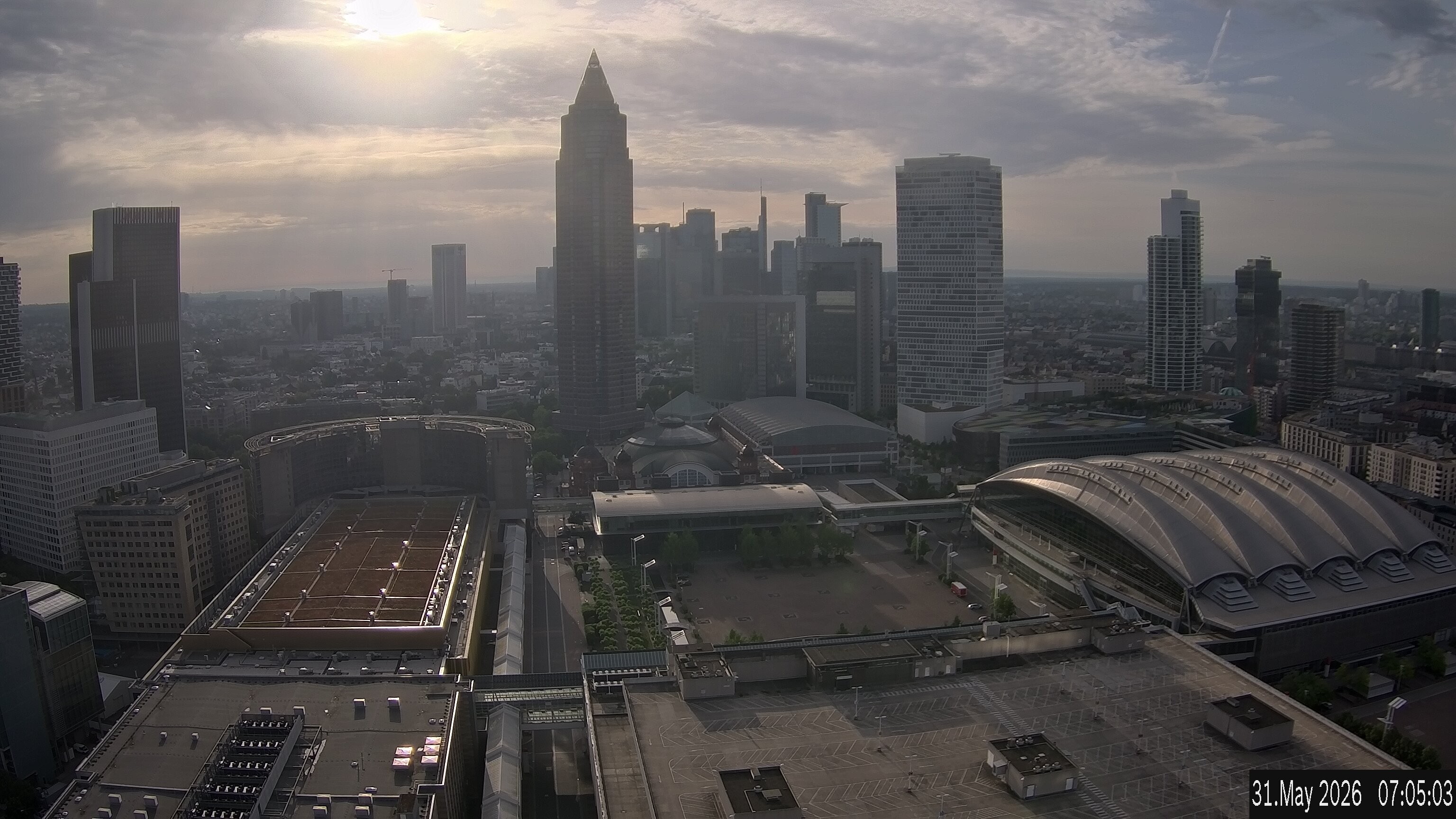 Archived image Webcam Frankfurt: View at the Skyline