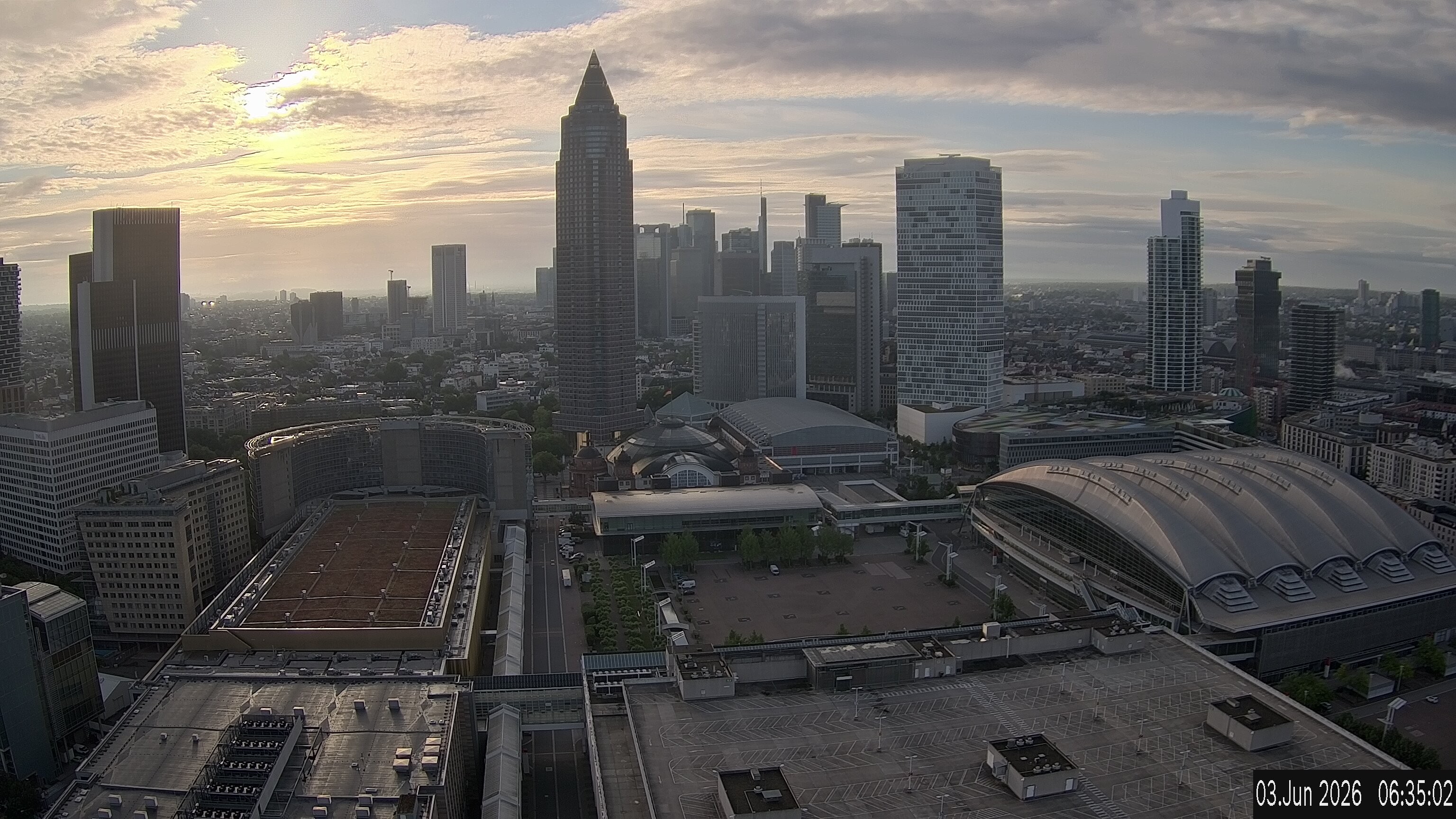 Archiv Foto Webcam Blick von Frankfurter Messe auf die Skyline