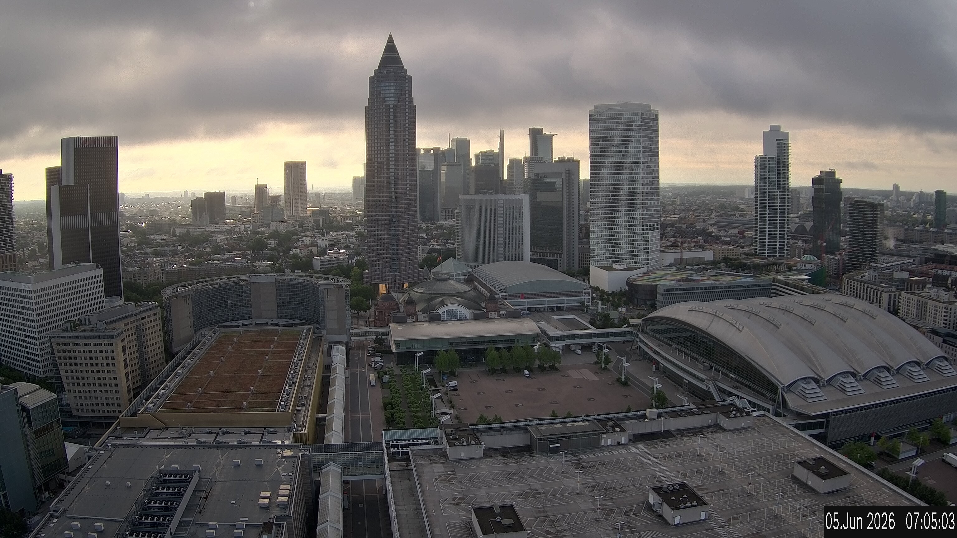 Archived image Webcam Frankfurt: View at the Skyline