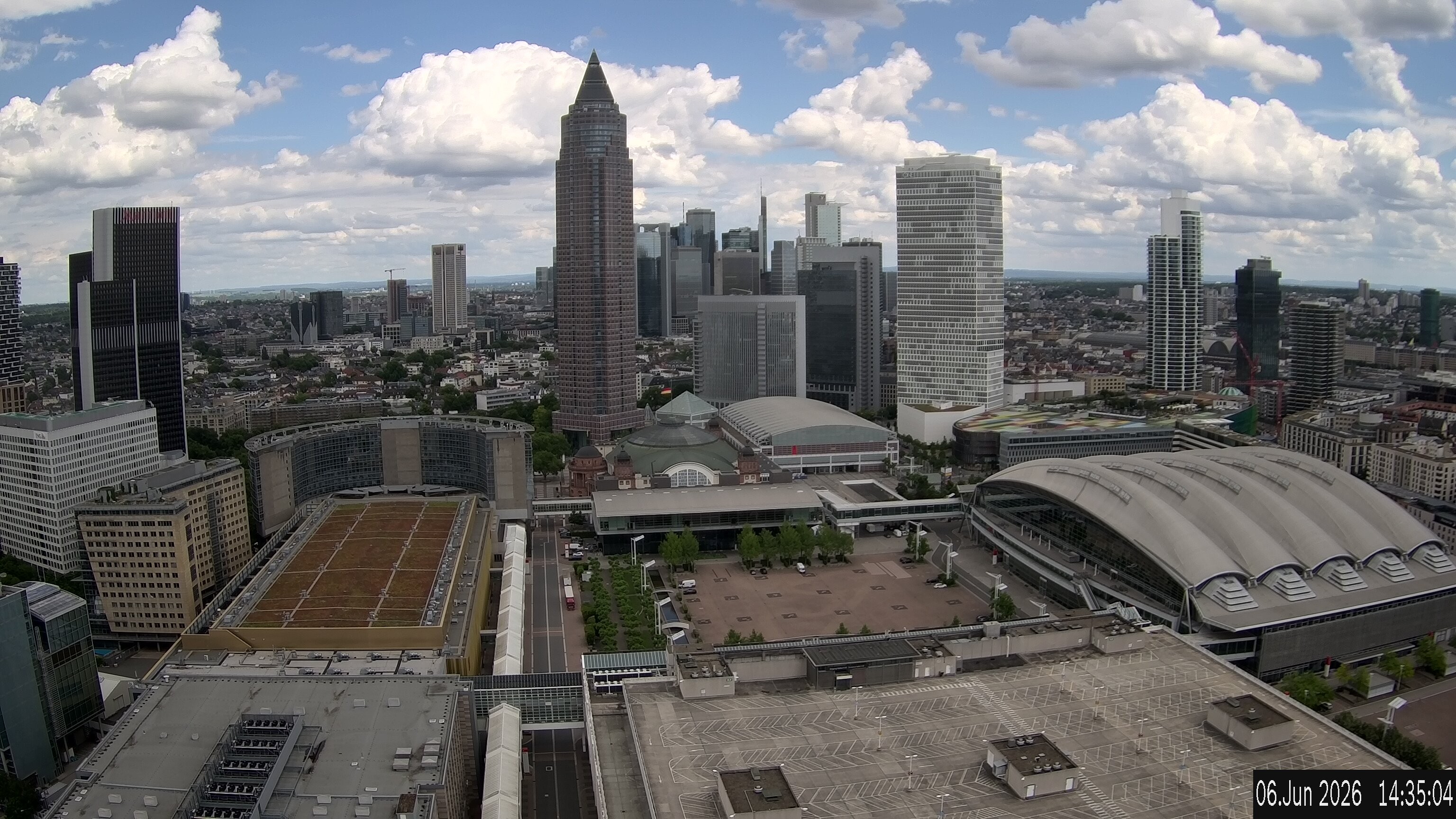 Archived image Webcam Frankfurt: View at the Skyline