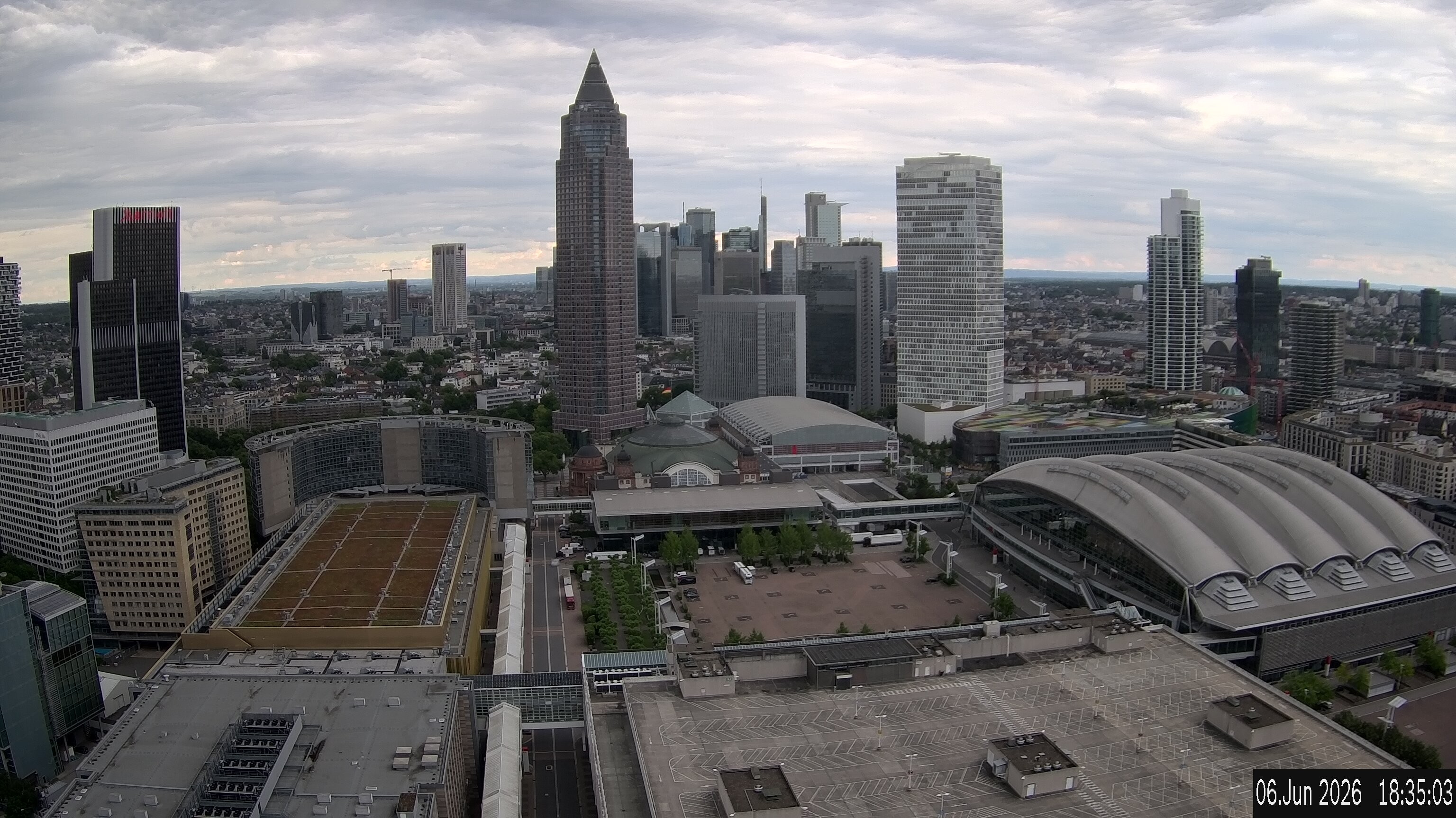 Archived image Webcam Frankfurt: View at the Skyline