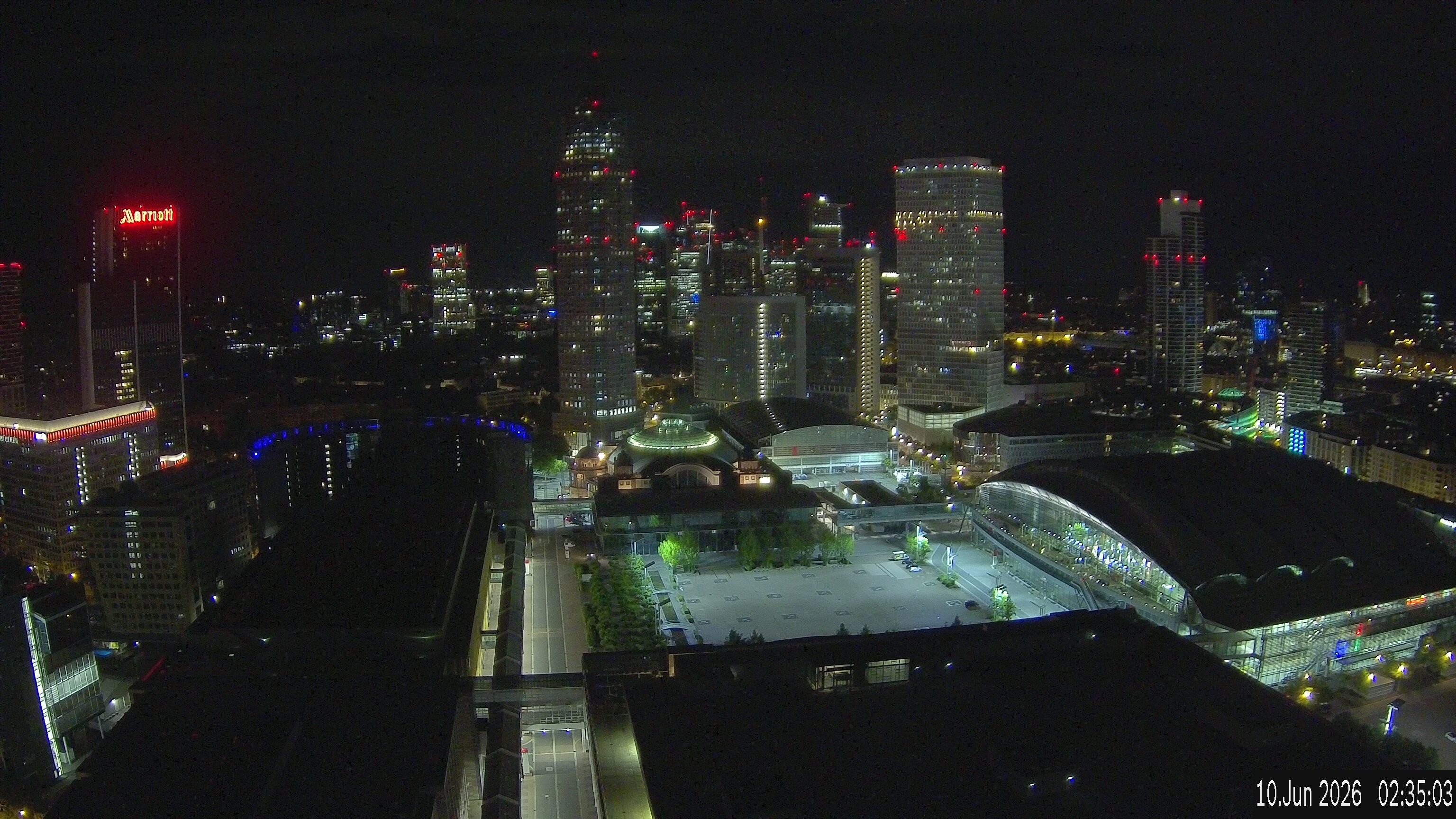 Archived image Webcam Frankfurt: View at the Skyline