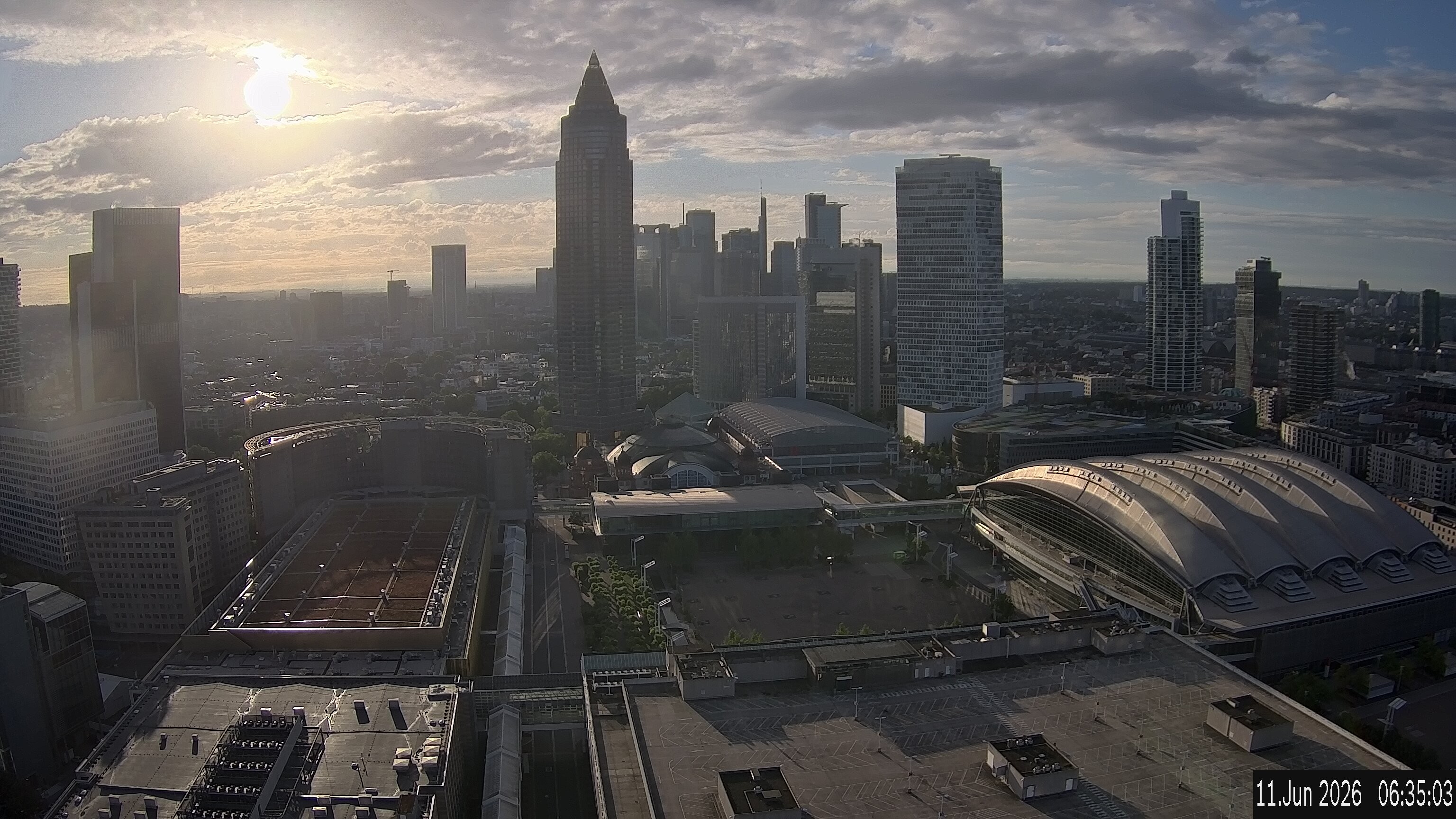 Archiv Foto Webcam Blick von Frankfurter Messe auf die Skyline