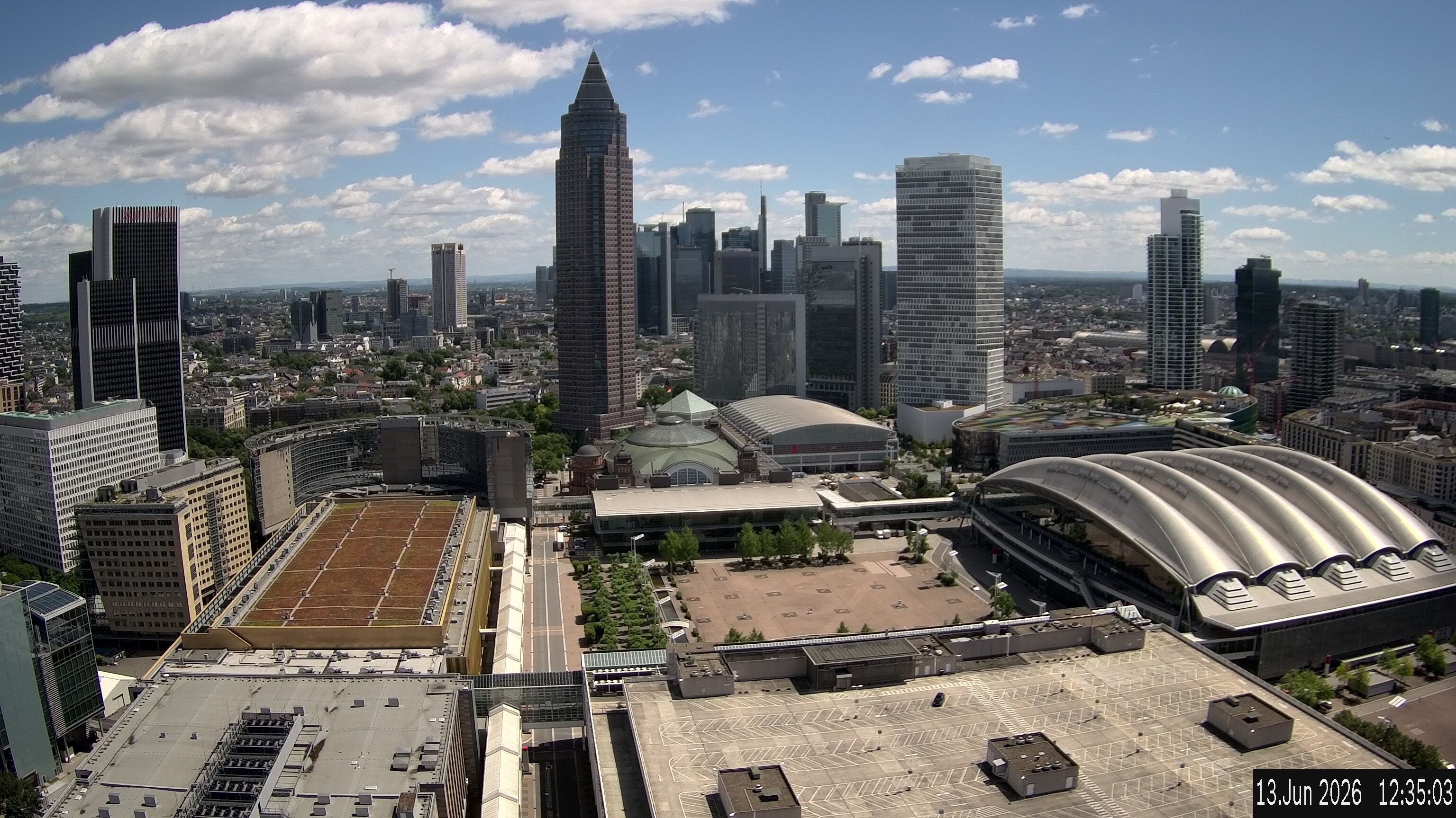 Archived image Webcam Frankfurt: View at the Skyline