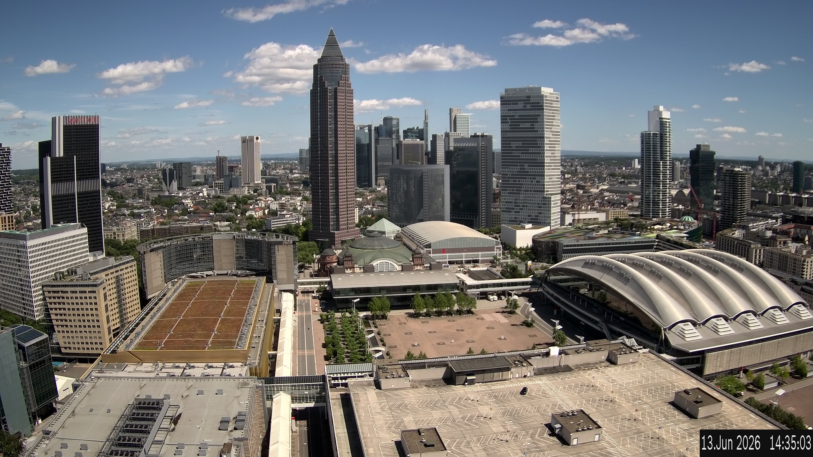 Archived image Webcam Frankfurt: View at the Skyline