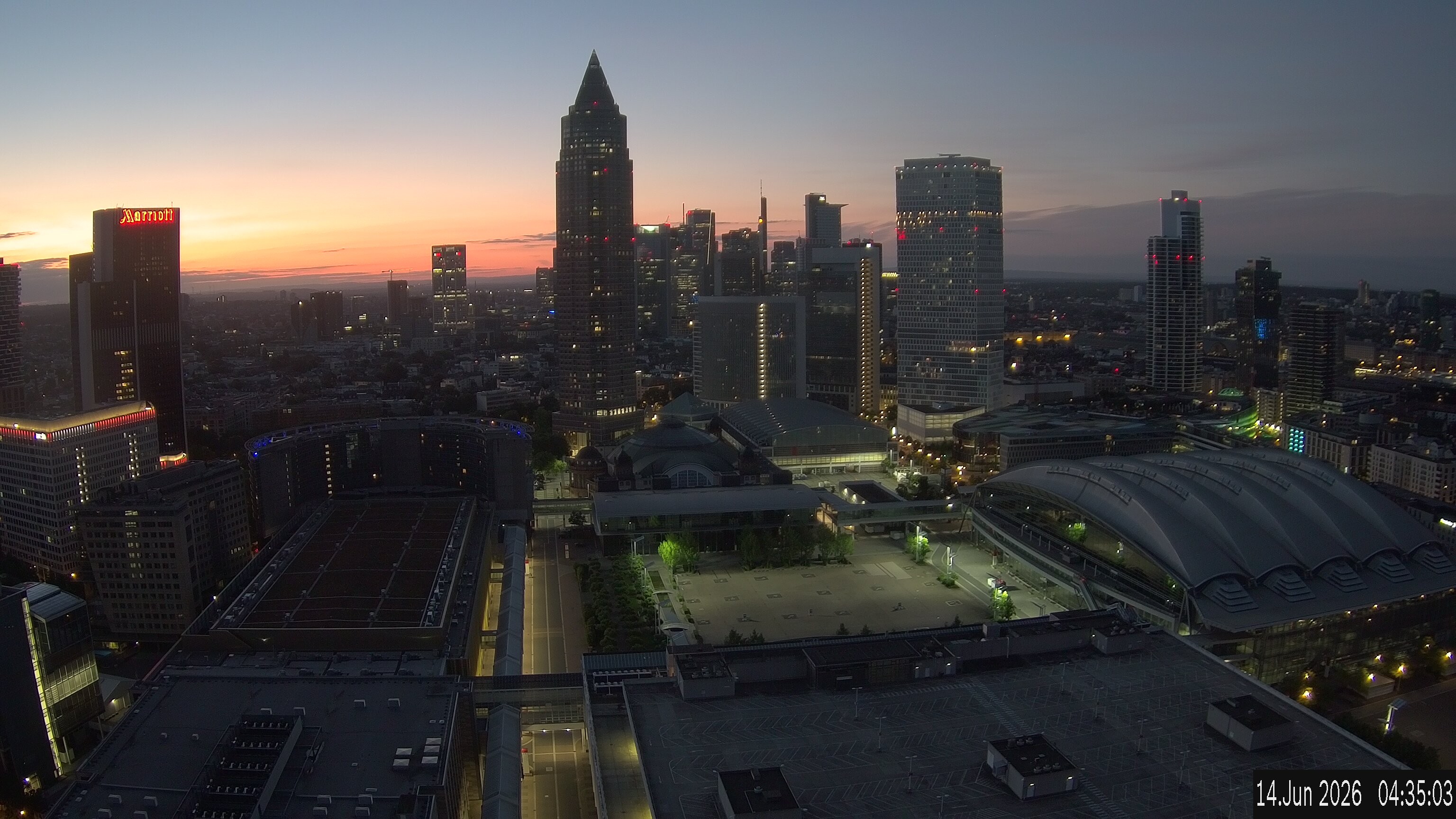 Archiv Foto Webcam Blick von Frankfurter Messe auf die Skyline