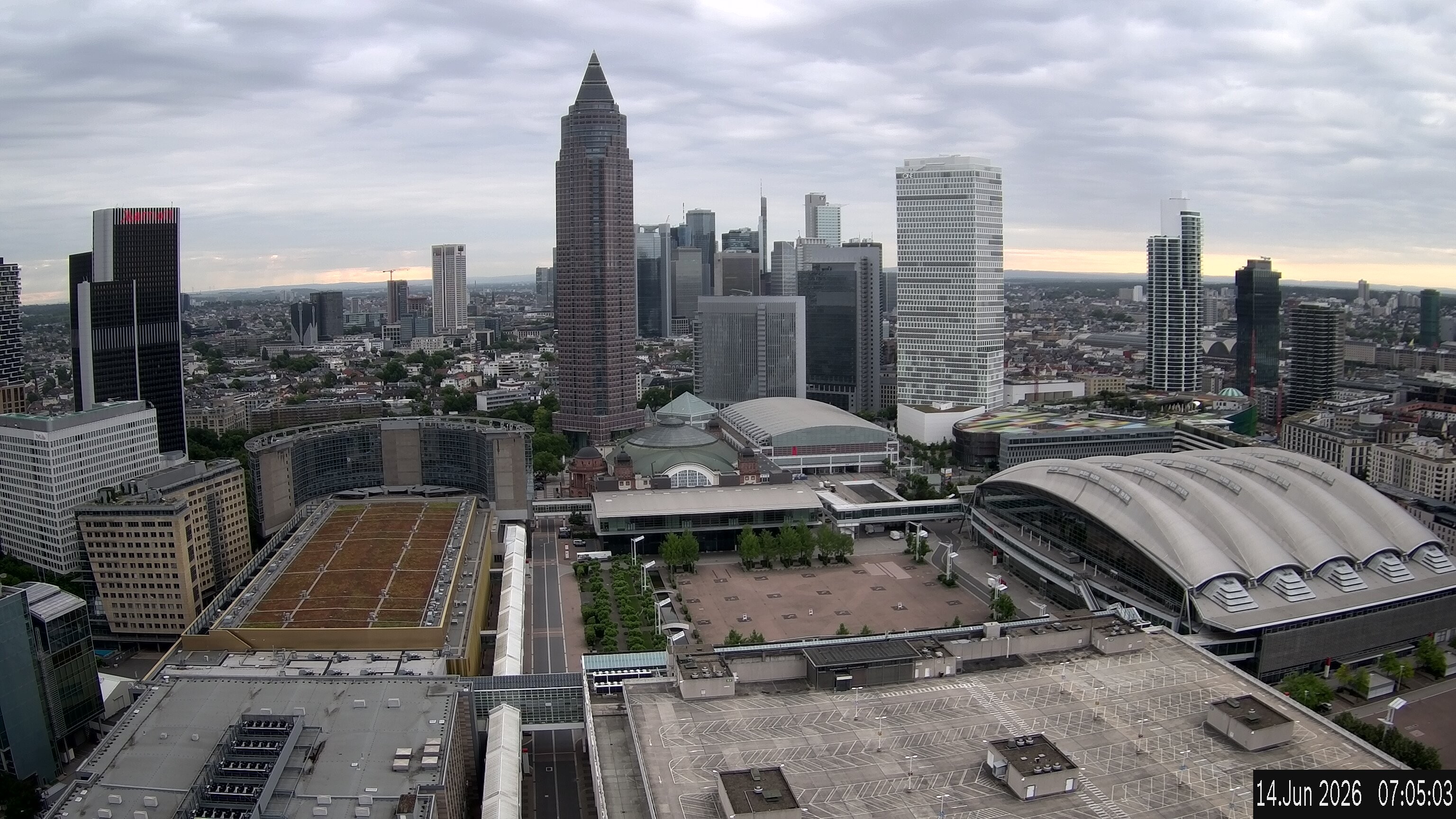 Archived image Webcam Frankfurt: View at the Skyline