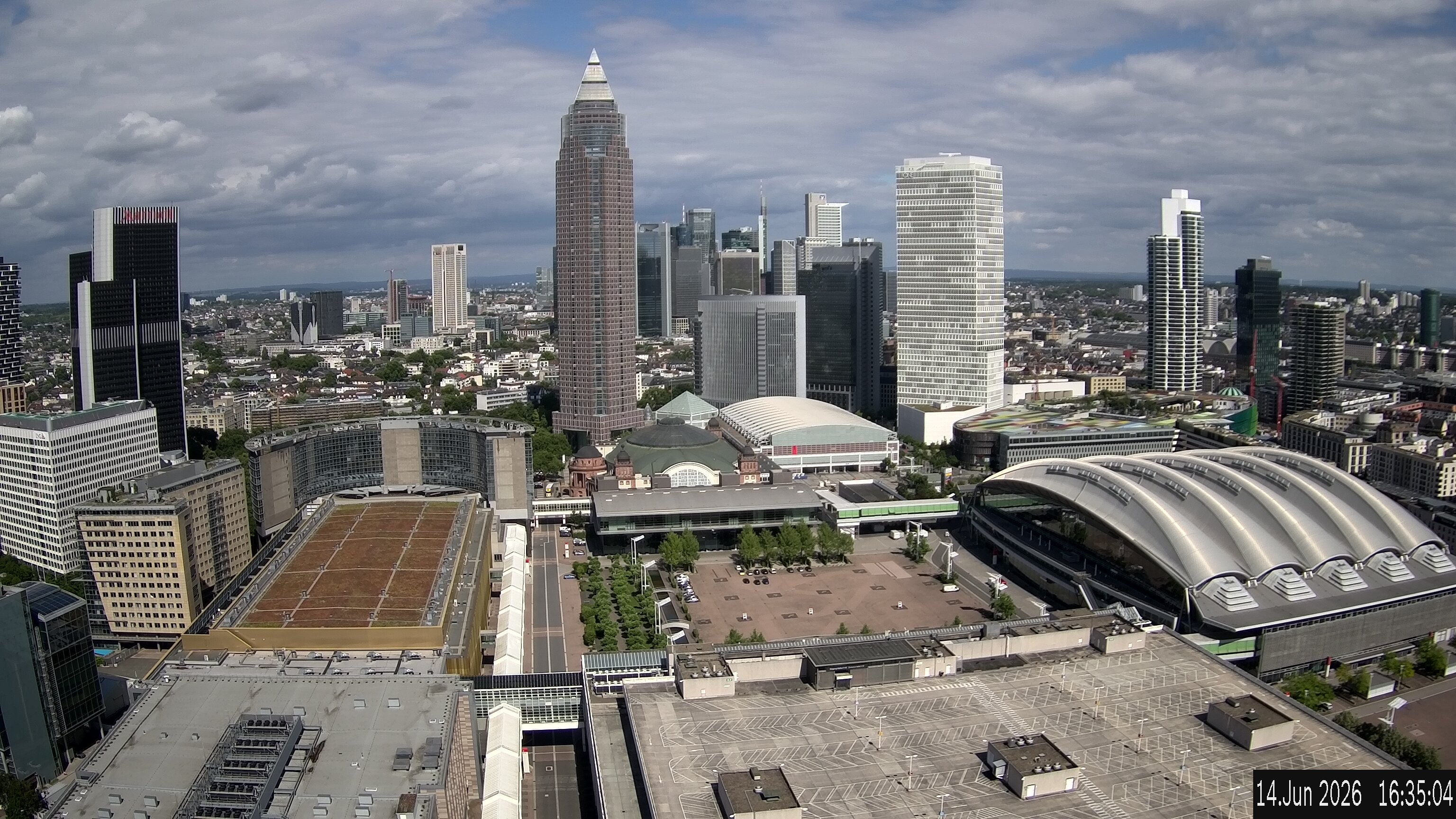 Archived image Webcam Frankfurt: View at the Skyline
