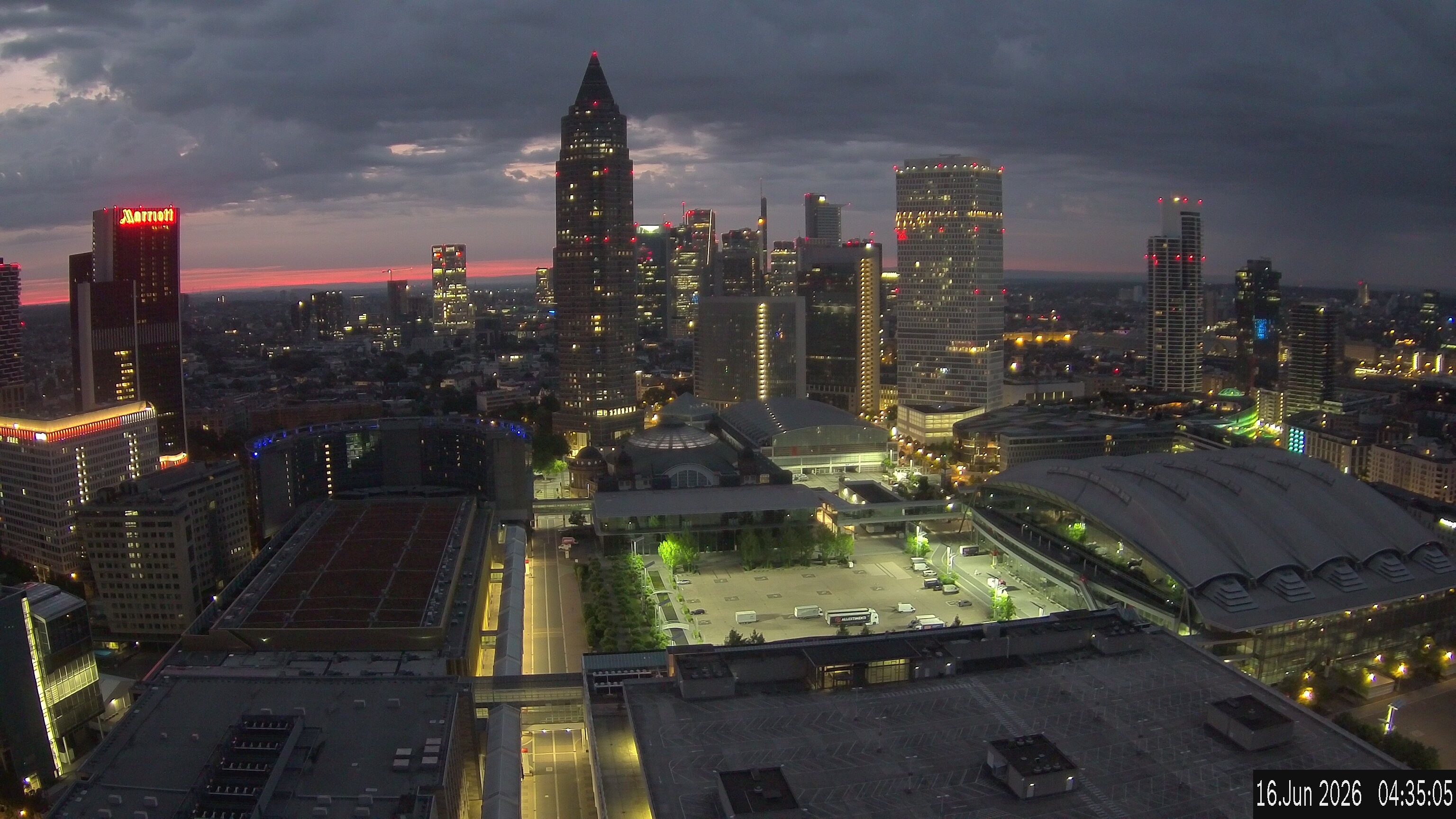 Archiv Foto Webcam Blick von Frankfurter Messe auf die Skyline