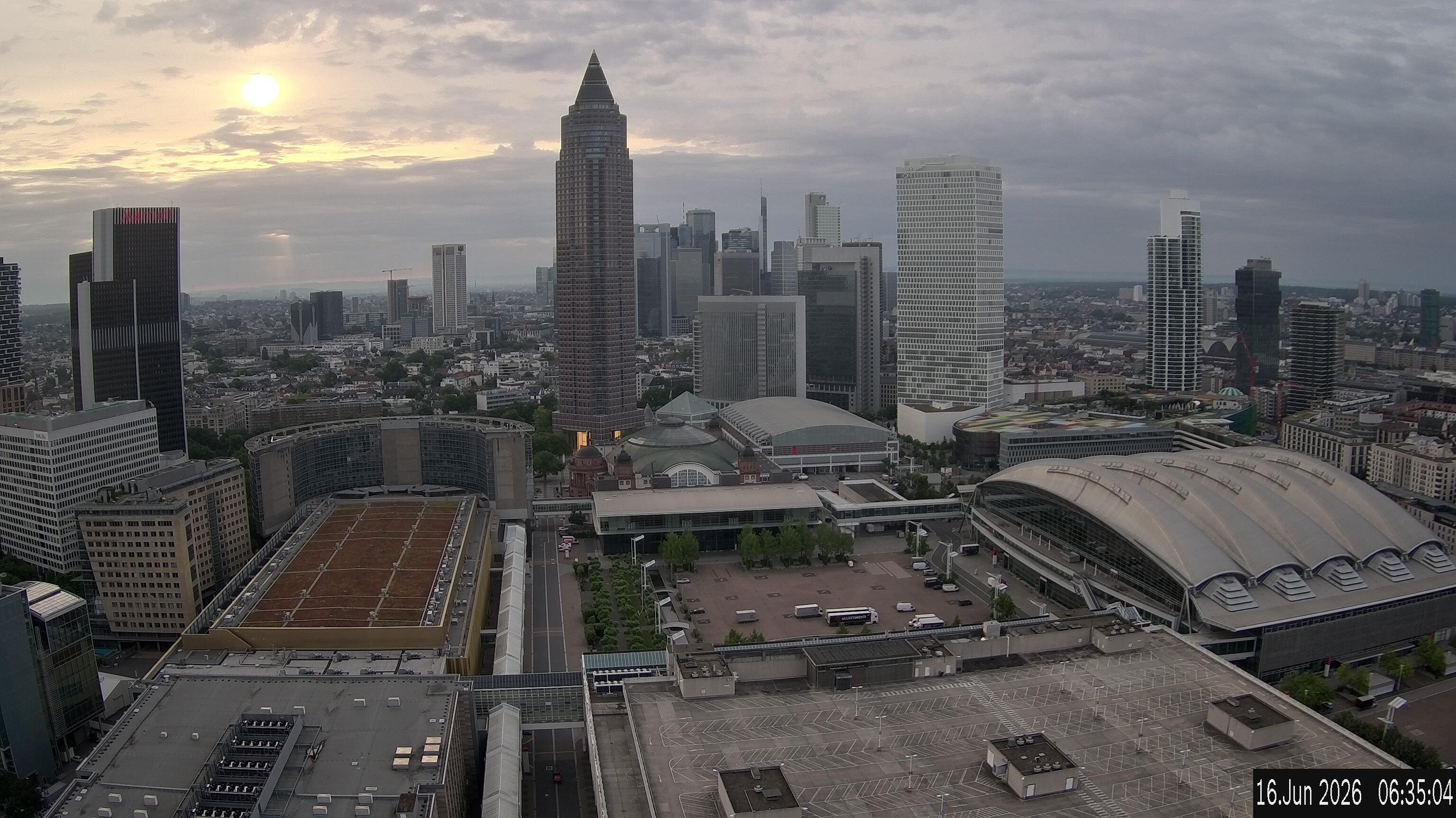 Archiv Foto Webcam Blick von Frankfurter Messe auf die Skyline