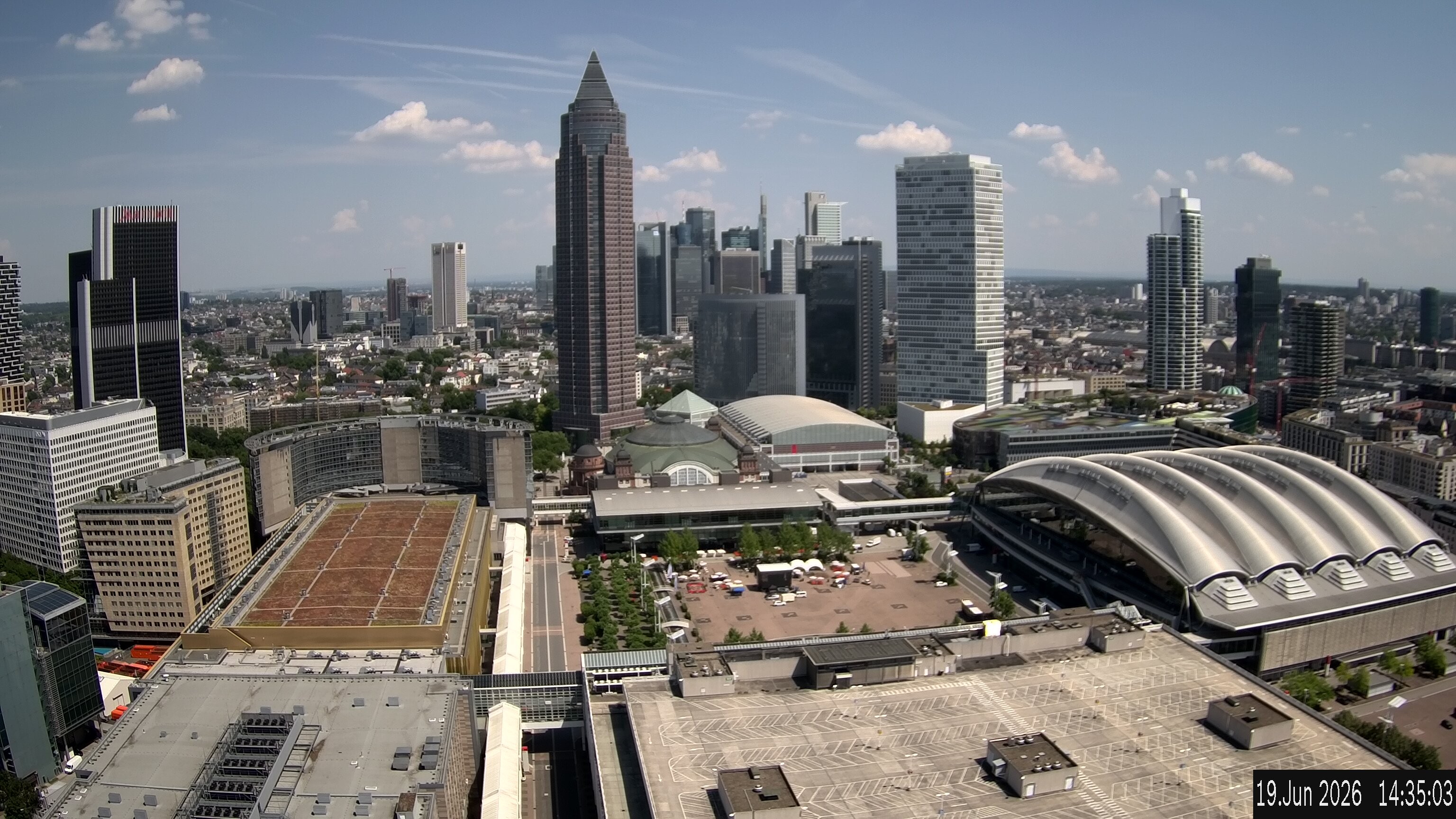 Archived image Webcam Frankfurt: View at the Skyline