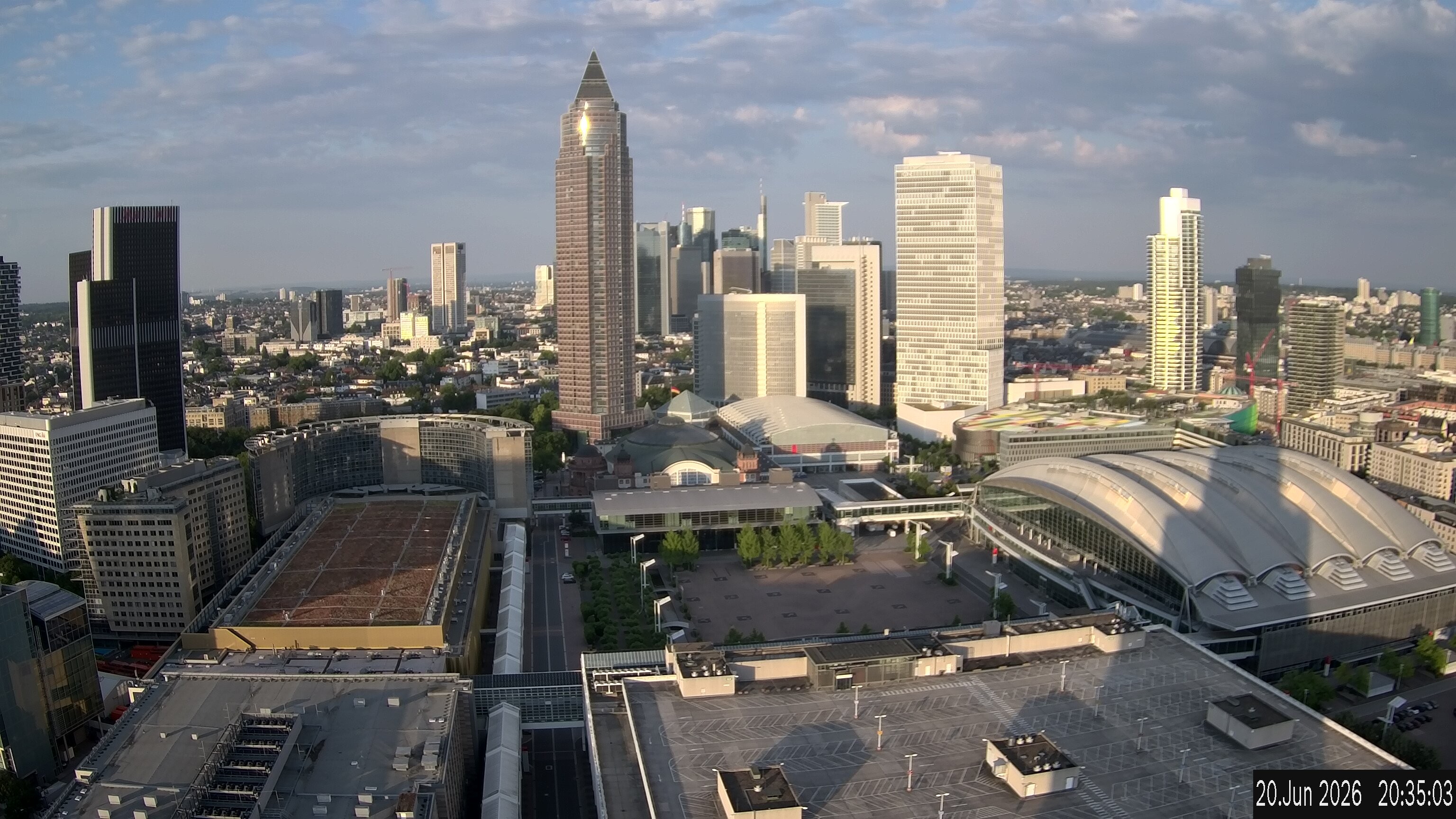 Archived image Webcam Frankfurt: View at the Skyline