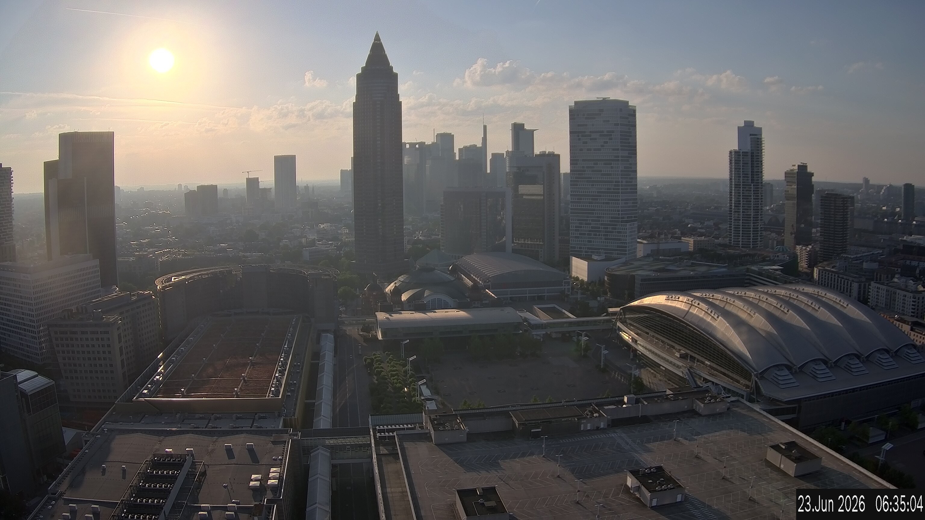 Archived image Webcam Frankfurt: View at the Skyline