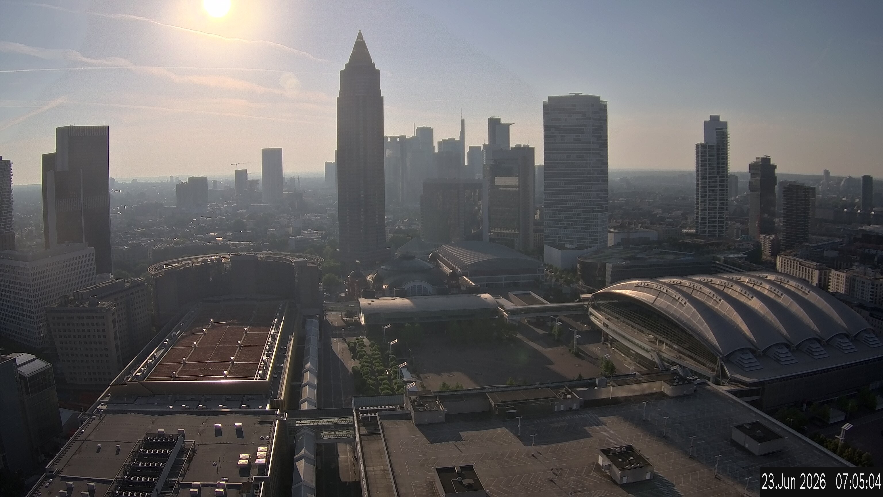 Archived image Webcam Frankfurt: View at the Skyline