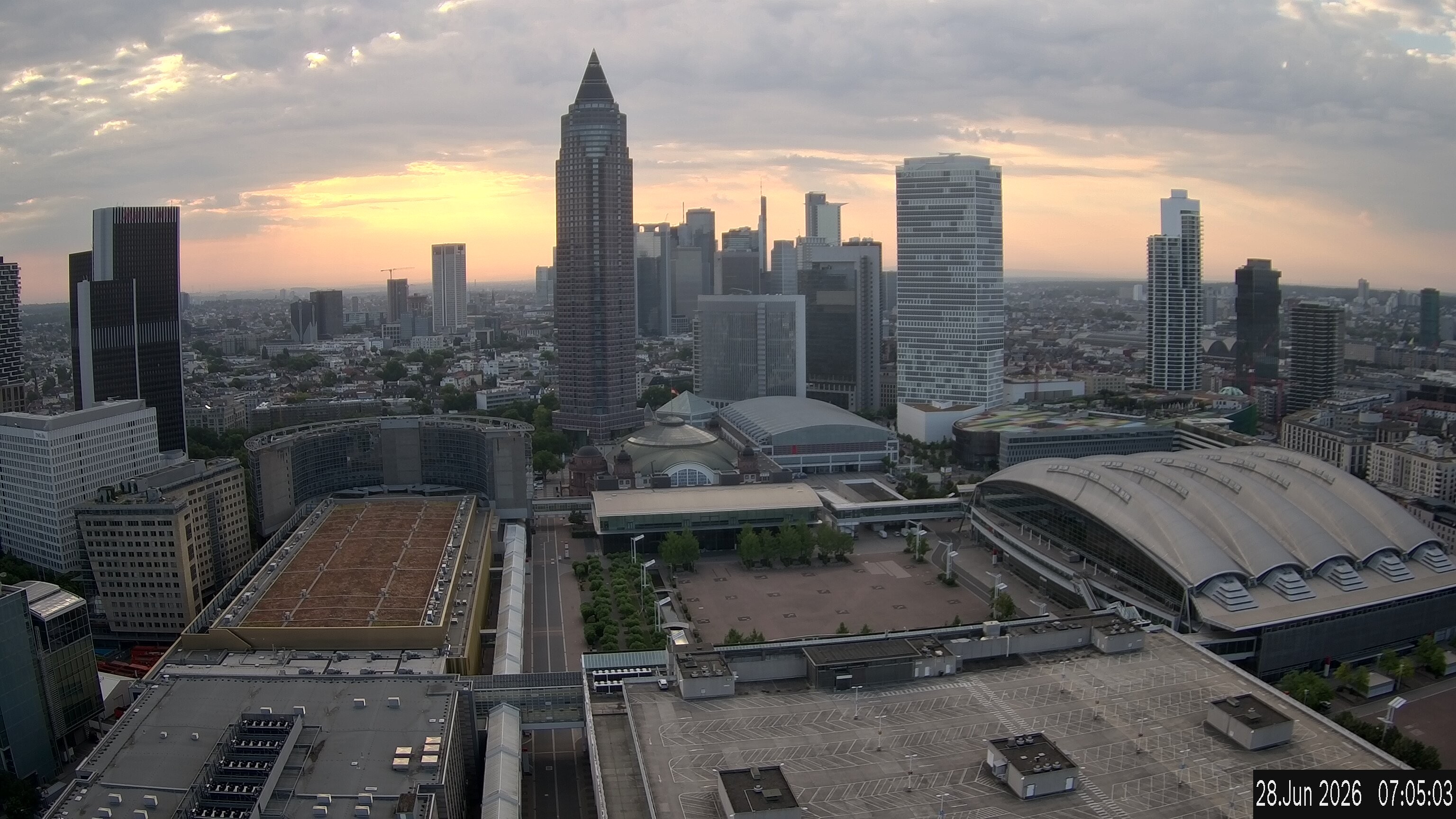 Archiv Foto Webcam Blick von Frankfurter Messe auf die Skyline