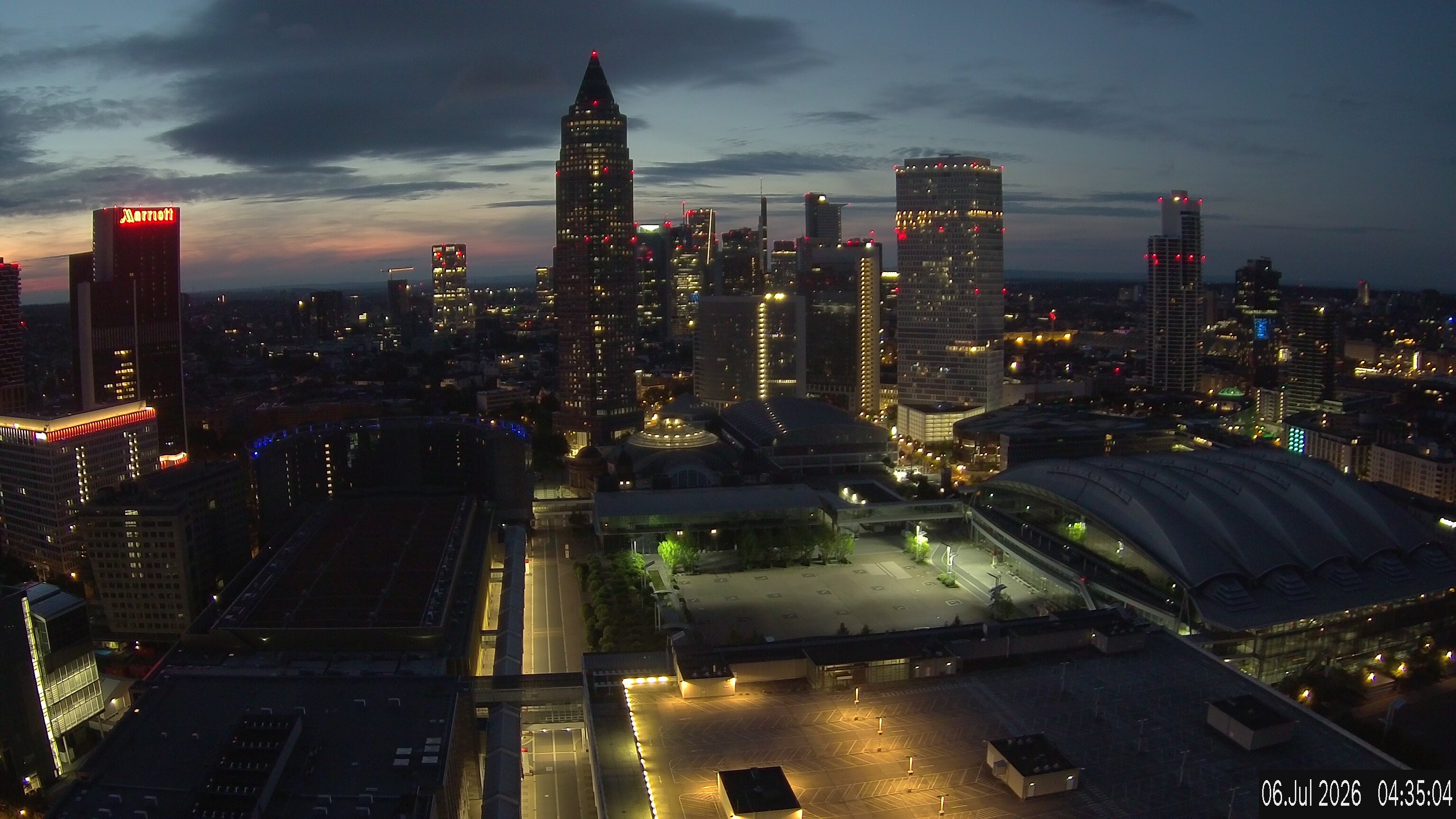 Archiv Foto Webcam Blick von Frankfurter Messe auf die Skyline