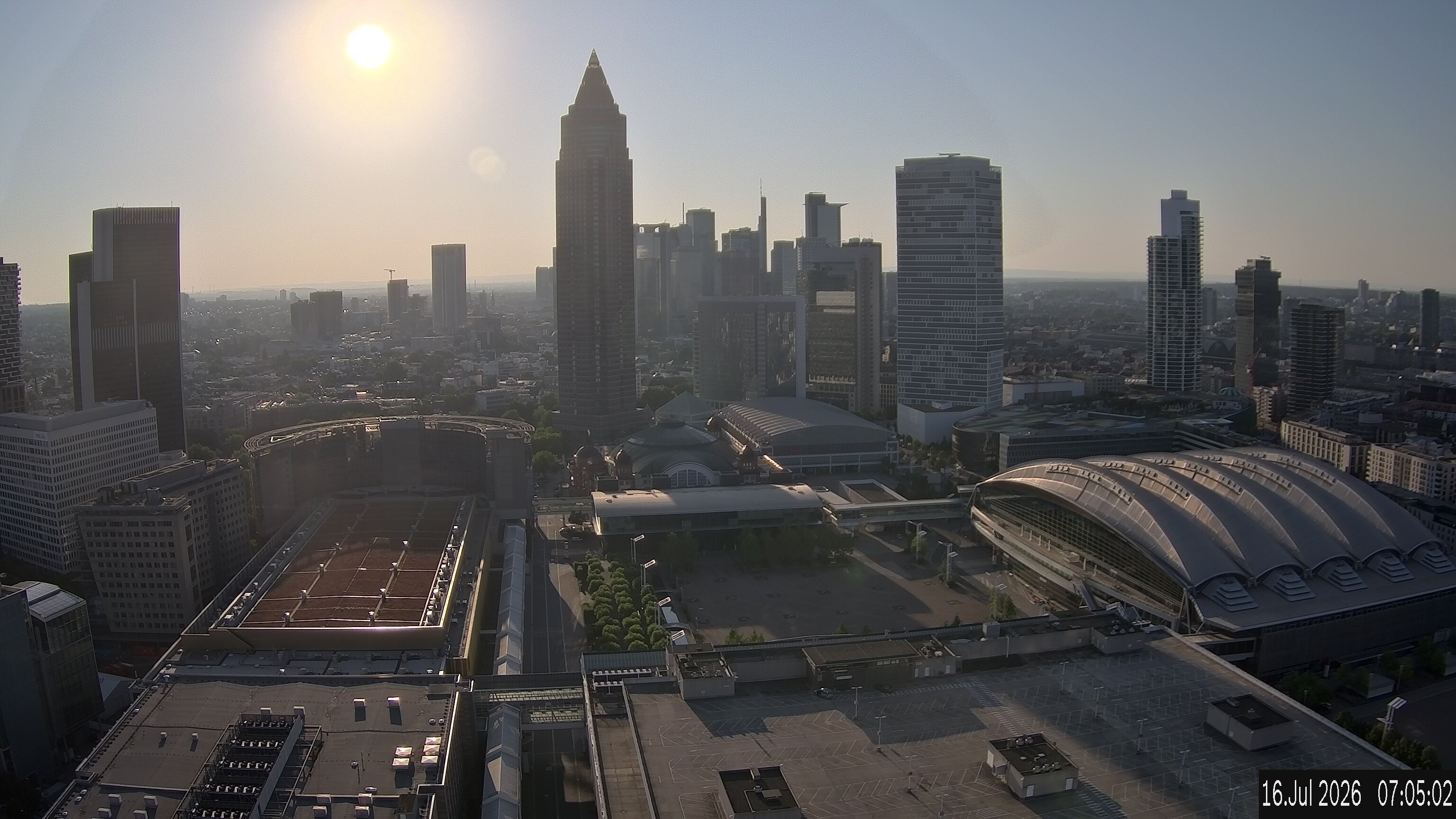 Archived image Webcam Frankfurt: View at the Skyline