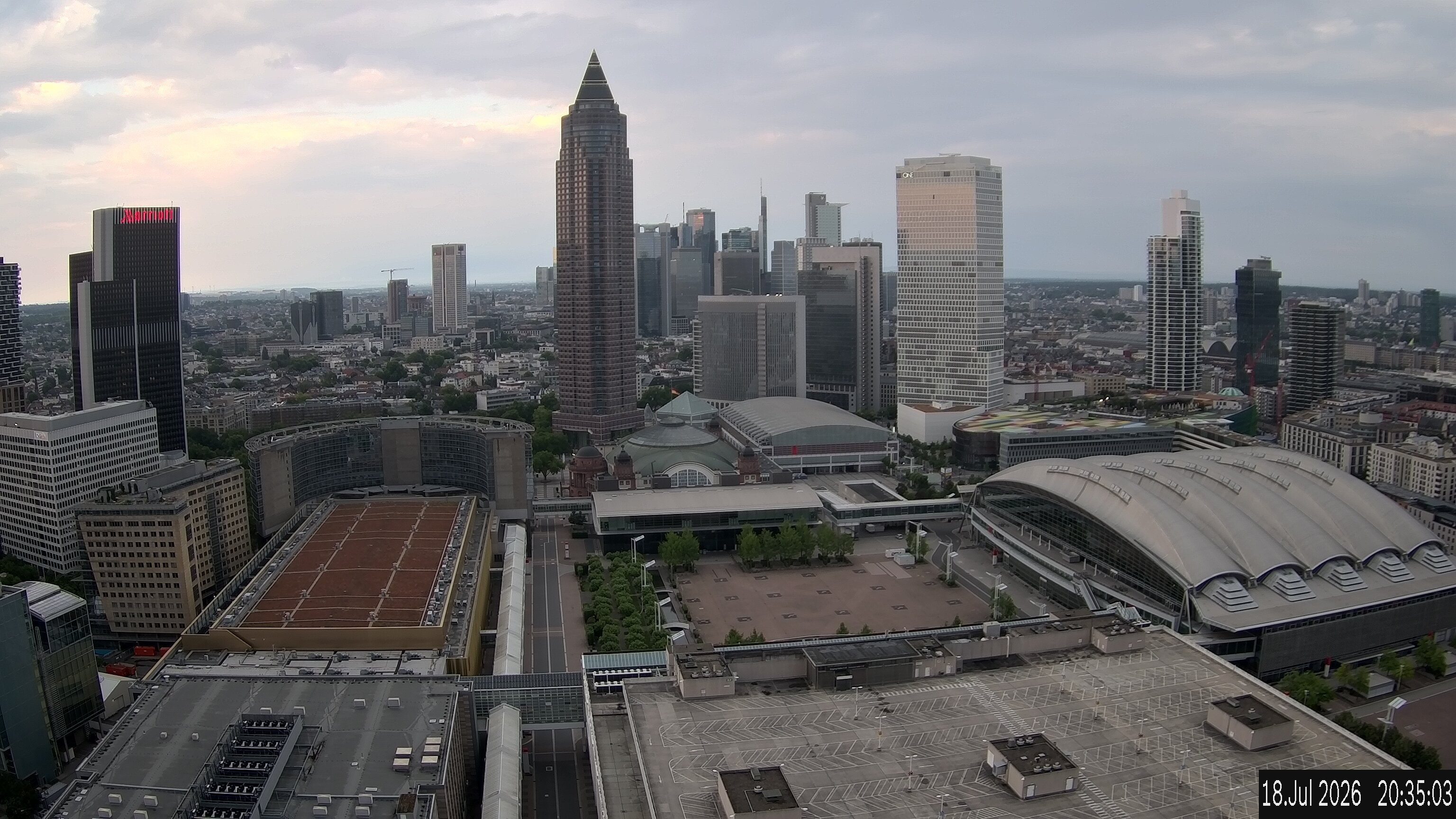 Archiv Foto Webcam Blick von Frankfurter Messe auf die Skyline