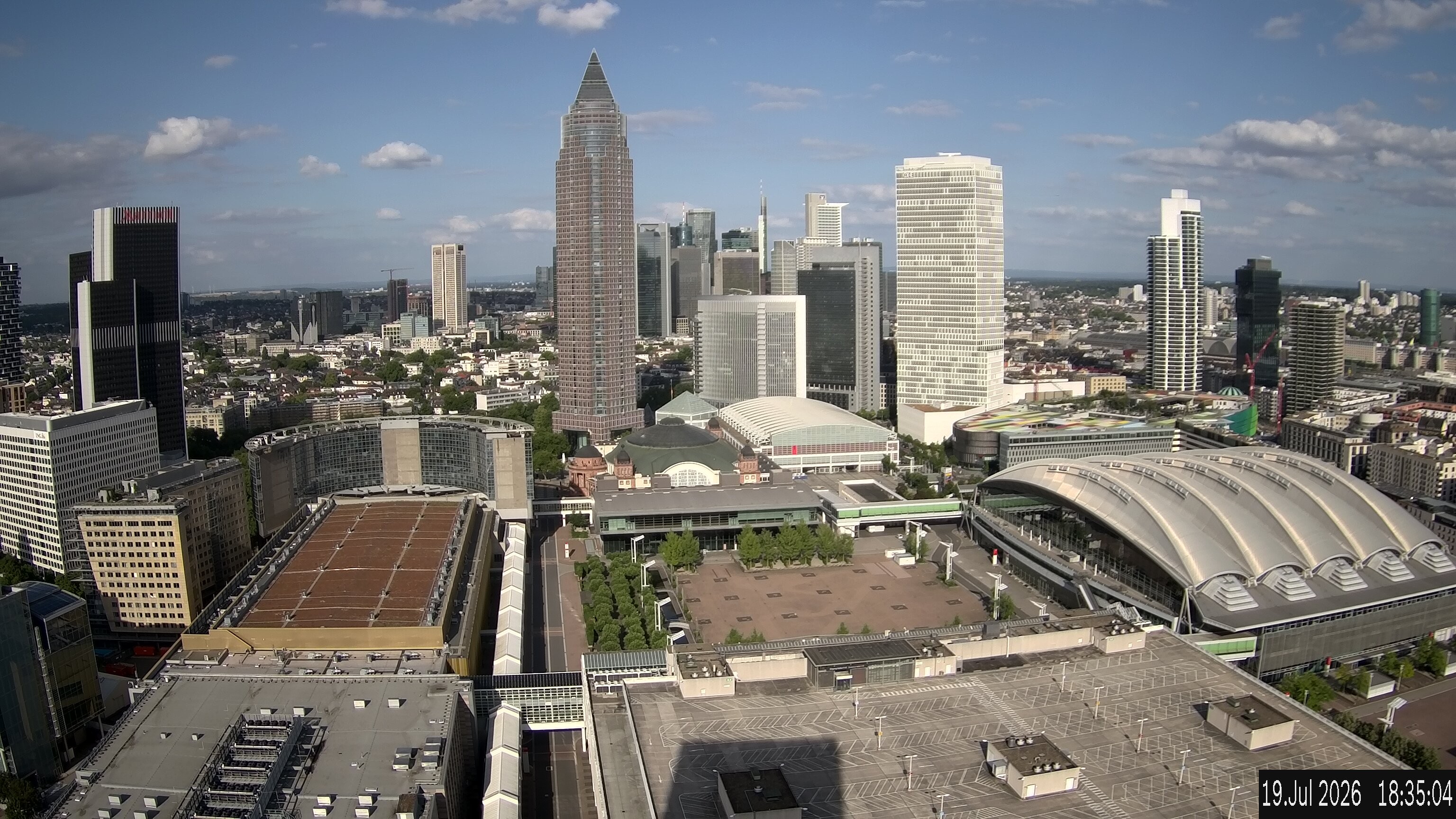 Archiv Foto Webcam Blick von Frankfurter Messe auf die Skyline