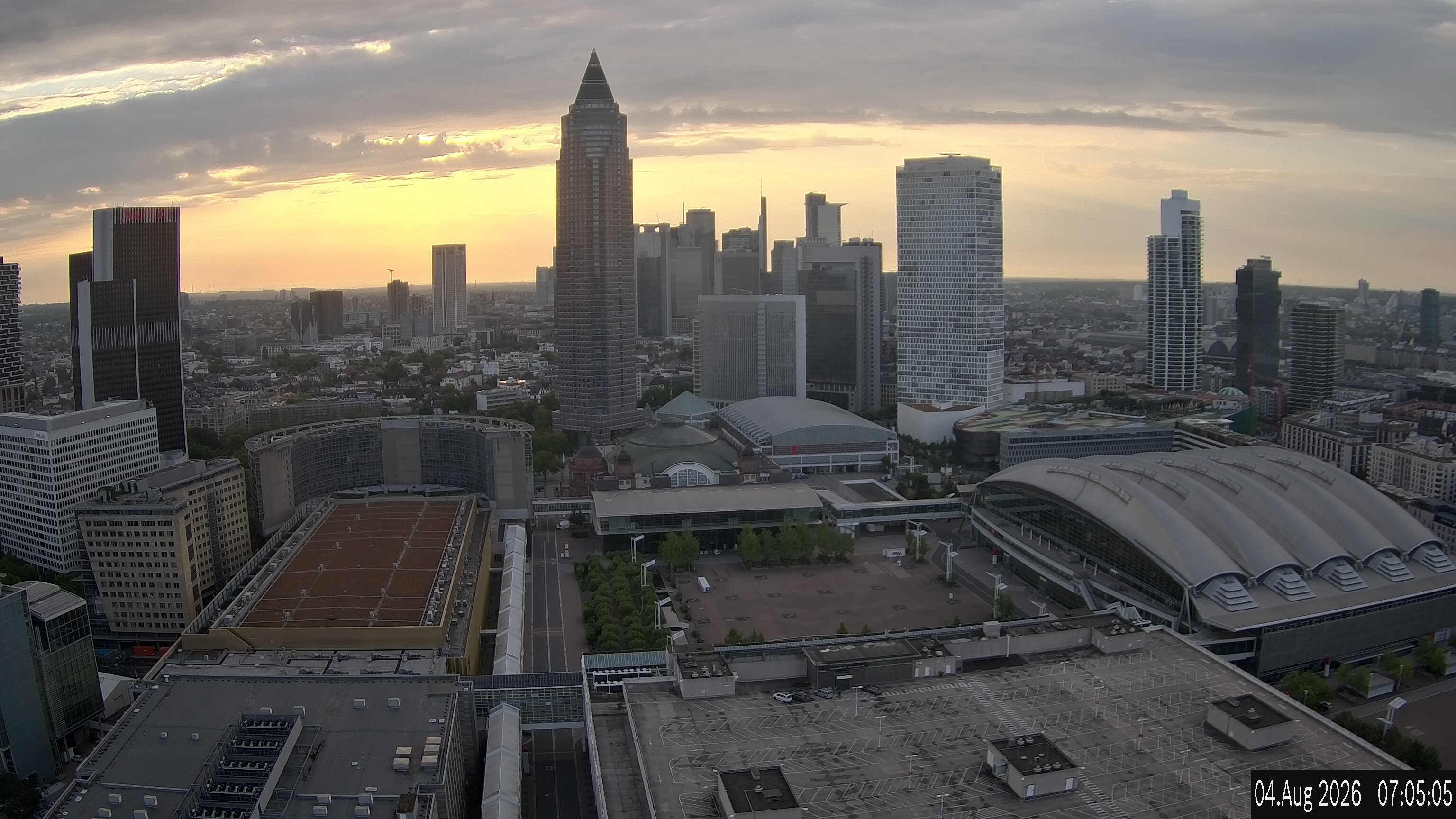 Archiv Foto Webcam Blick von Frankfurter Messe auf die Skyline