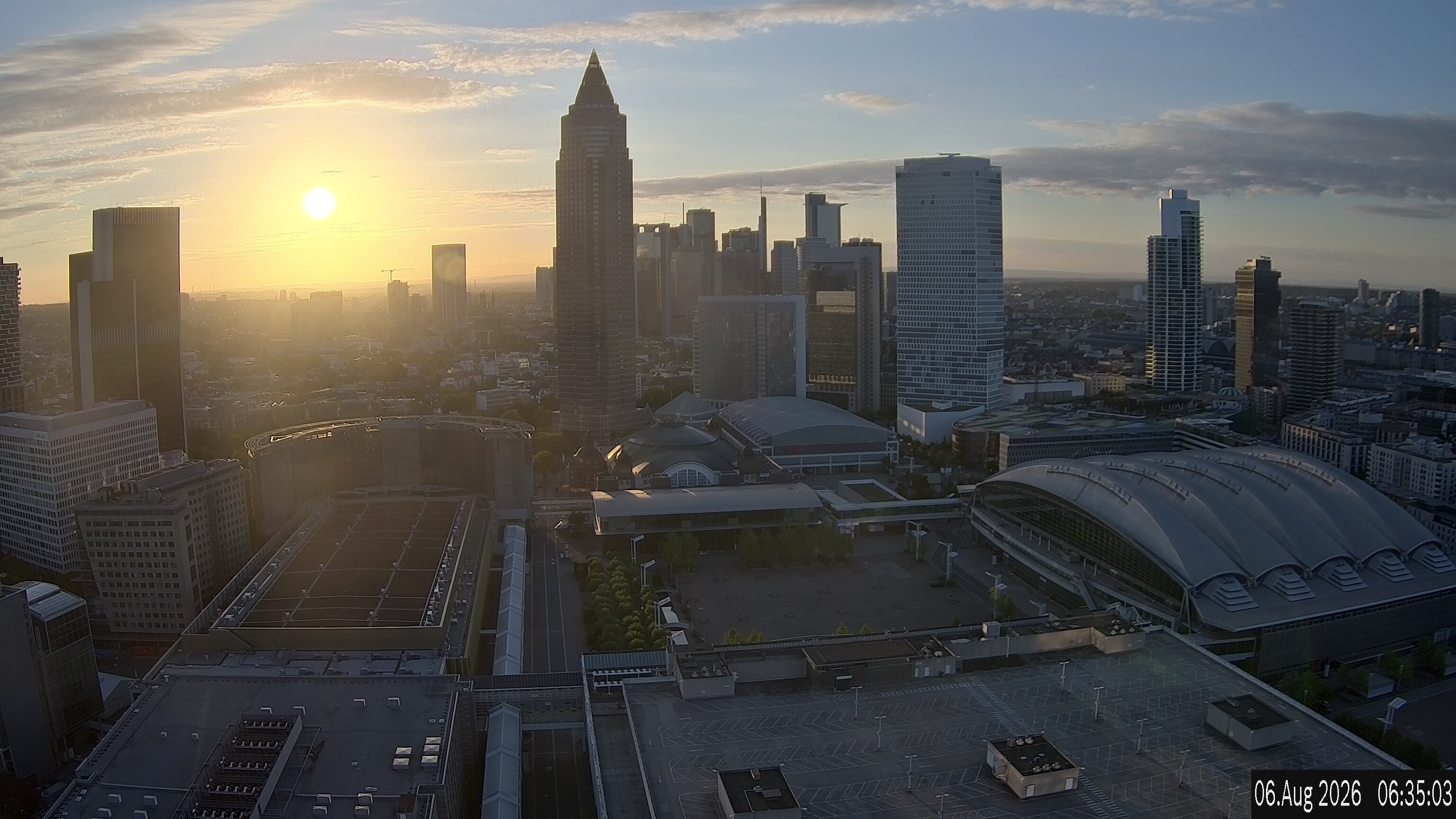 Archived image Webcam Frankfurt: View at the Skyline