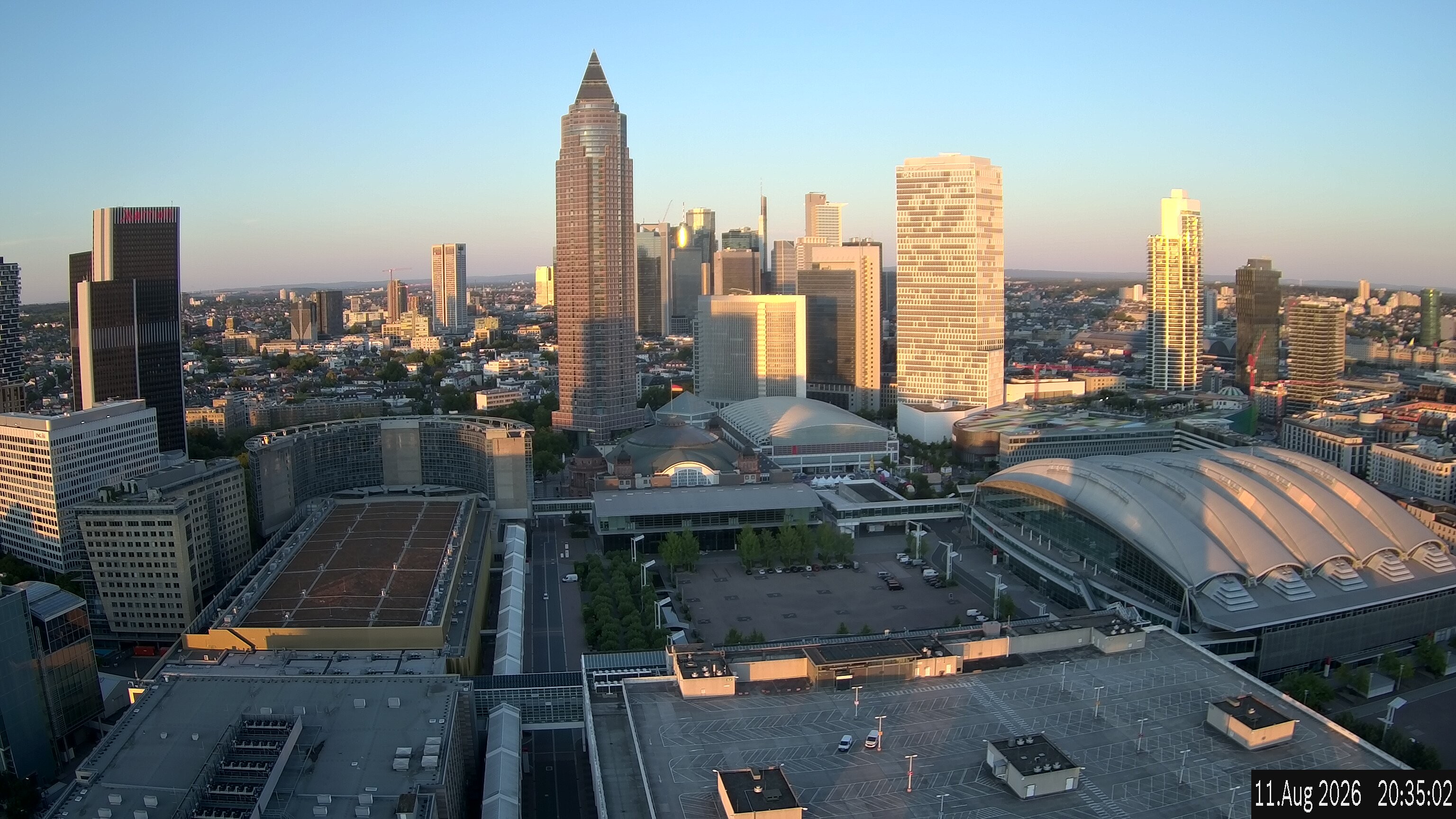 Archived image Webcam Frankfurt: View at the Skyline