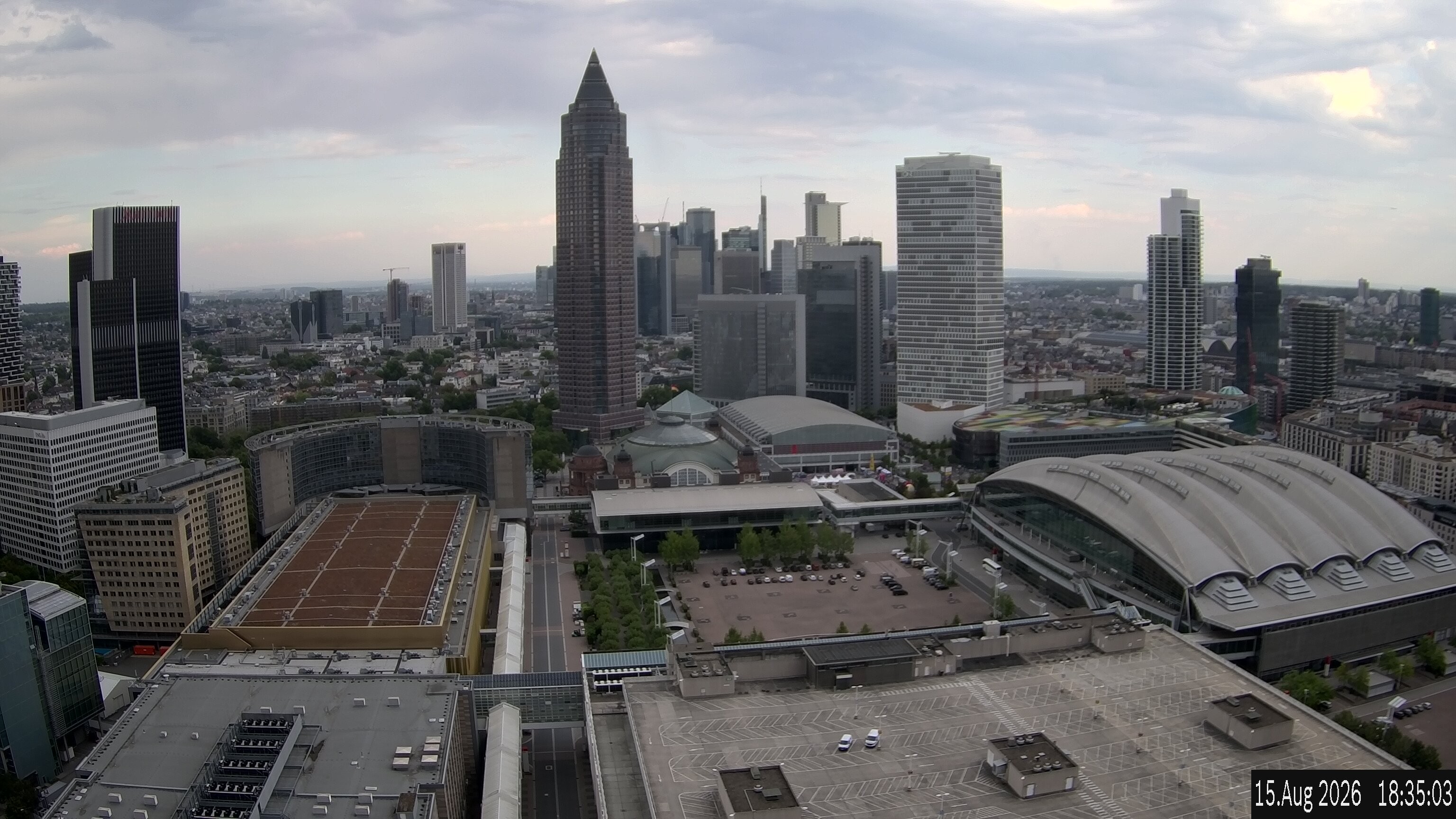 Archived image Webcam Frankfurt: View at the Skyline