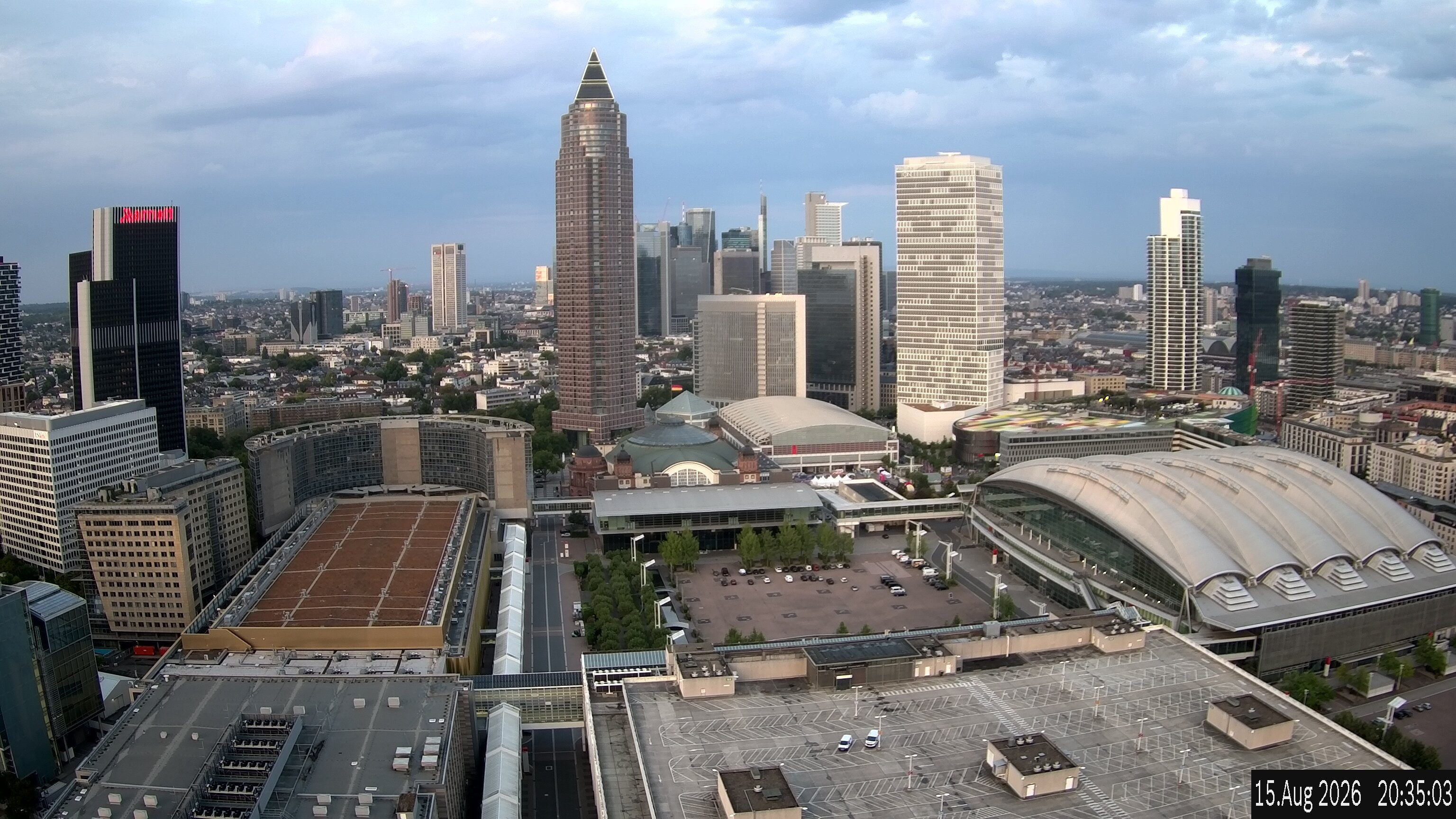 Archived image Webcam Frankfurt: View at the Skyline