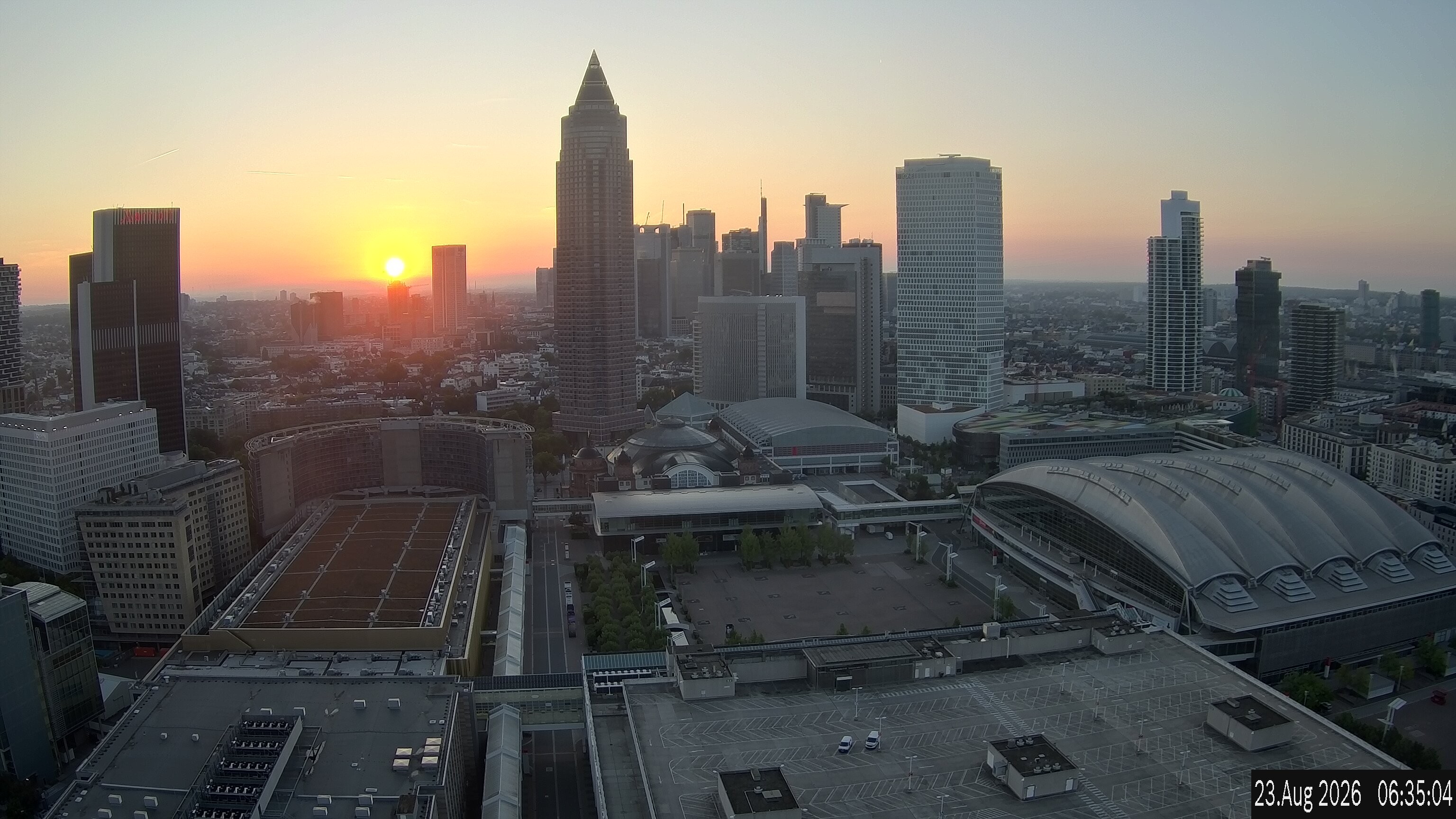 Archived image Webcam Frankfurt: View at the Skyline