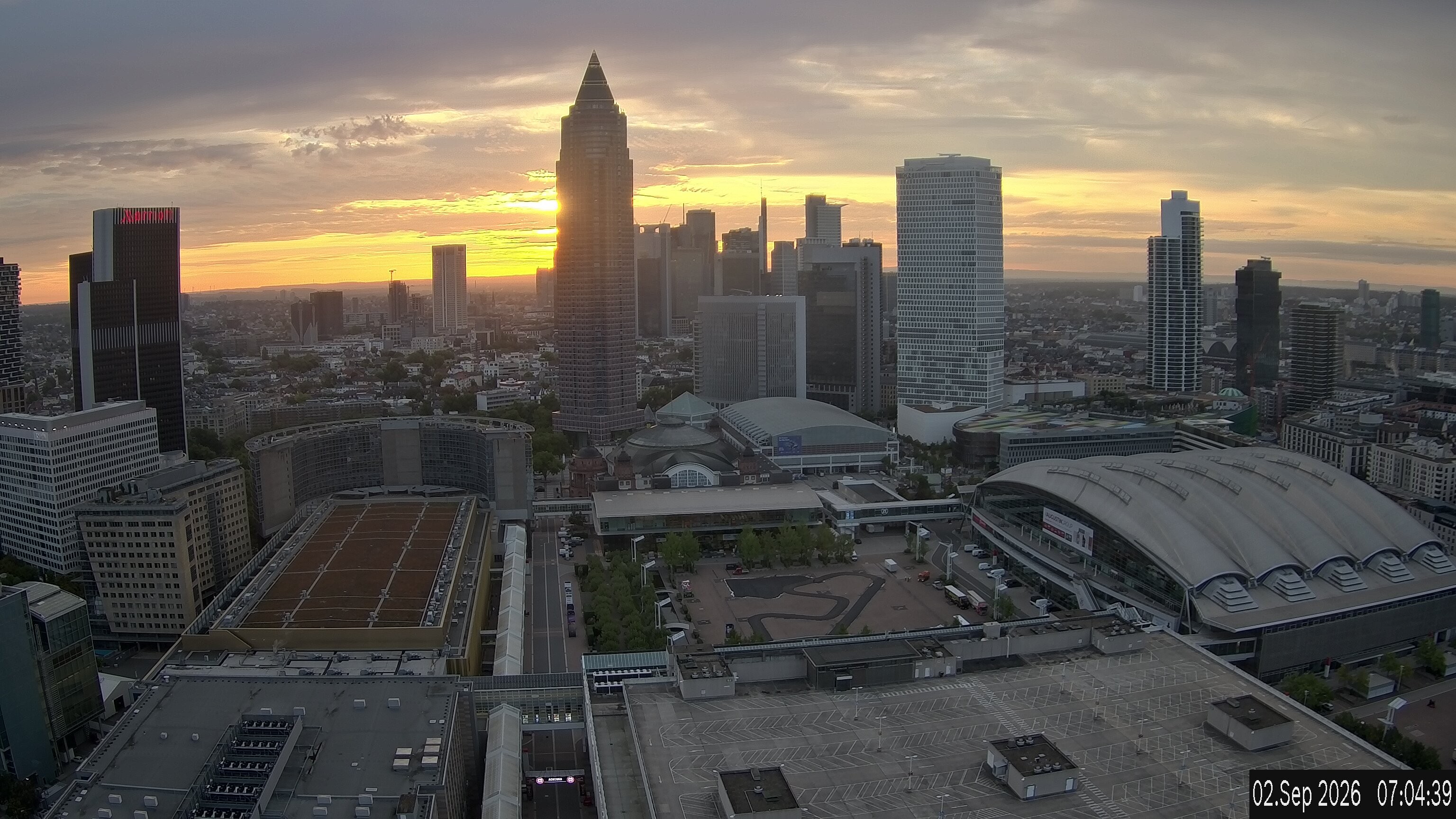 Archived image Webcam Frankfurt: View at the Skyline