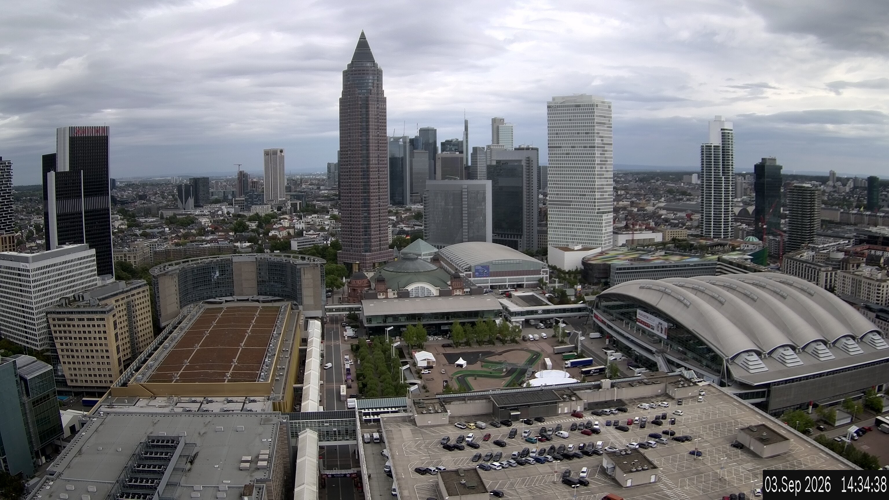Archived image Webcam Frankfurt: View at the Skyline