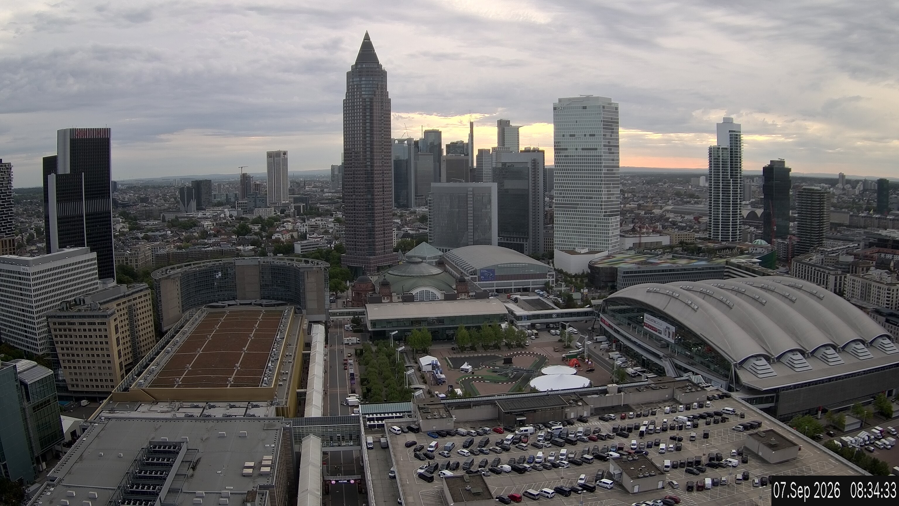 Archiv Foto Webcam Blick von Frankfurter Messe auf die Skyline