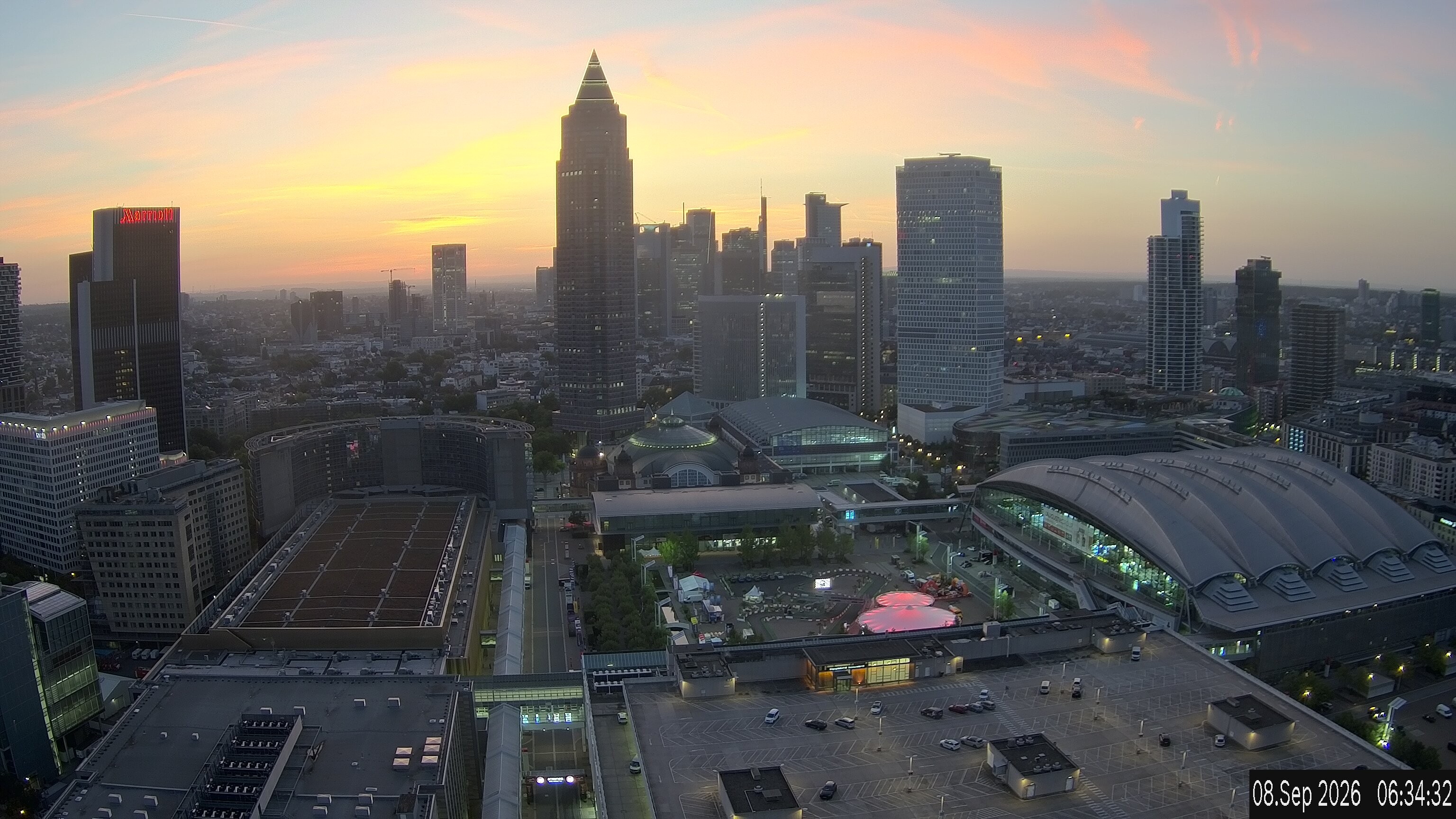 Archiv Foto Webcam Blick von Frankfurter Messe auf die Skyline