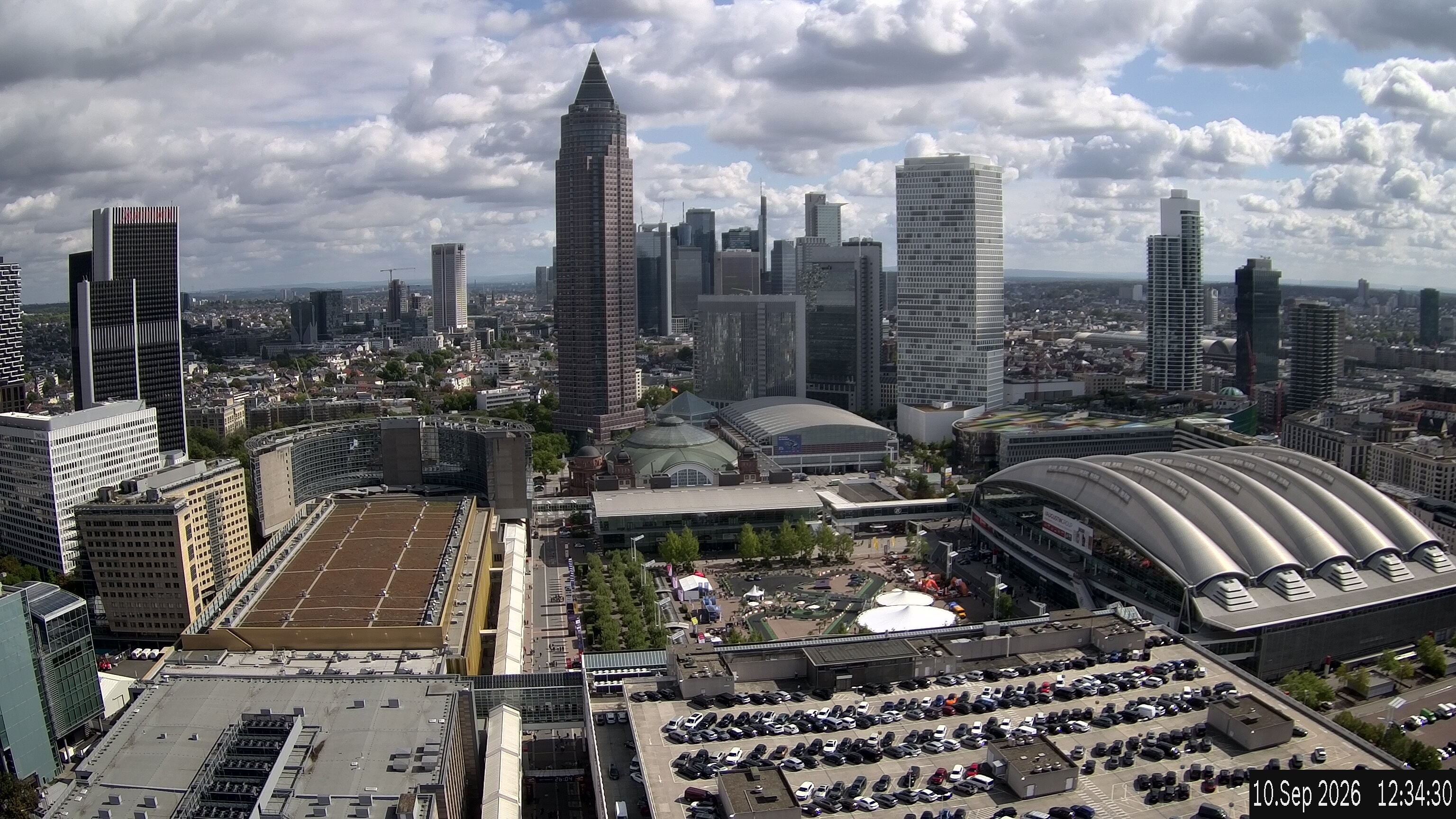 Archived image Webcam Frankfurt: View at the Skyline