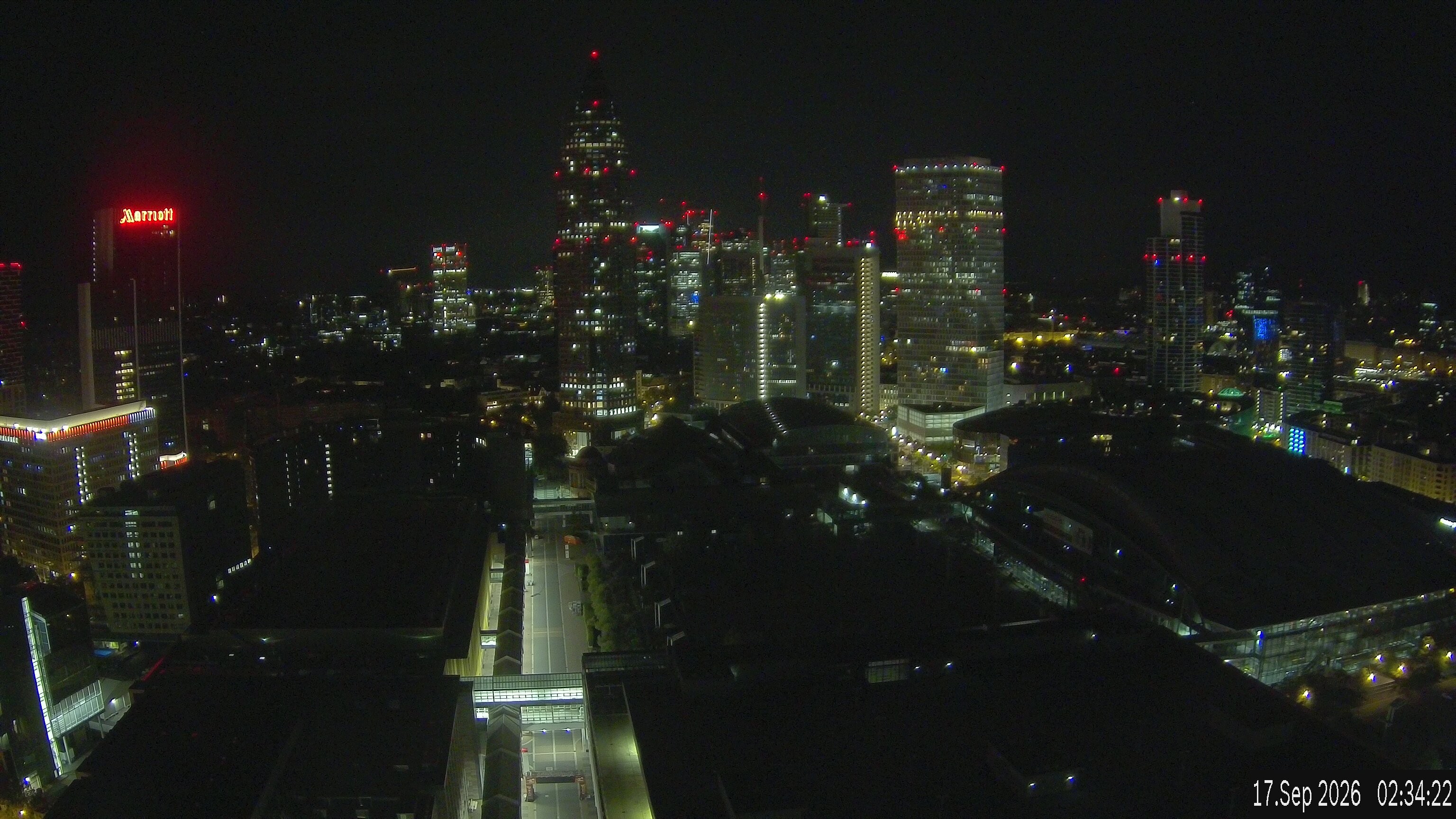 Archived image Webcam Frankfurt: View at the Skyline